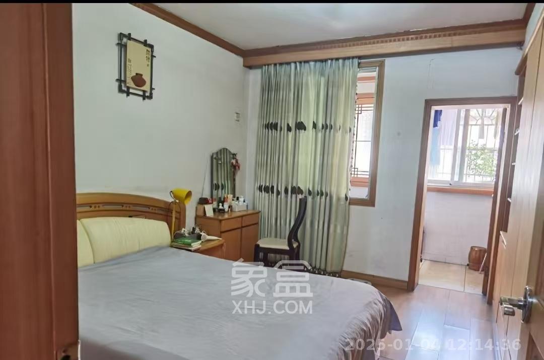 三湘小区 1室1厅1卫 700.0元/月 三湘小区 1室1厅1卫 700.0元/月室内图