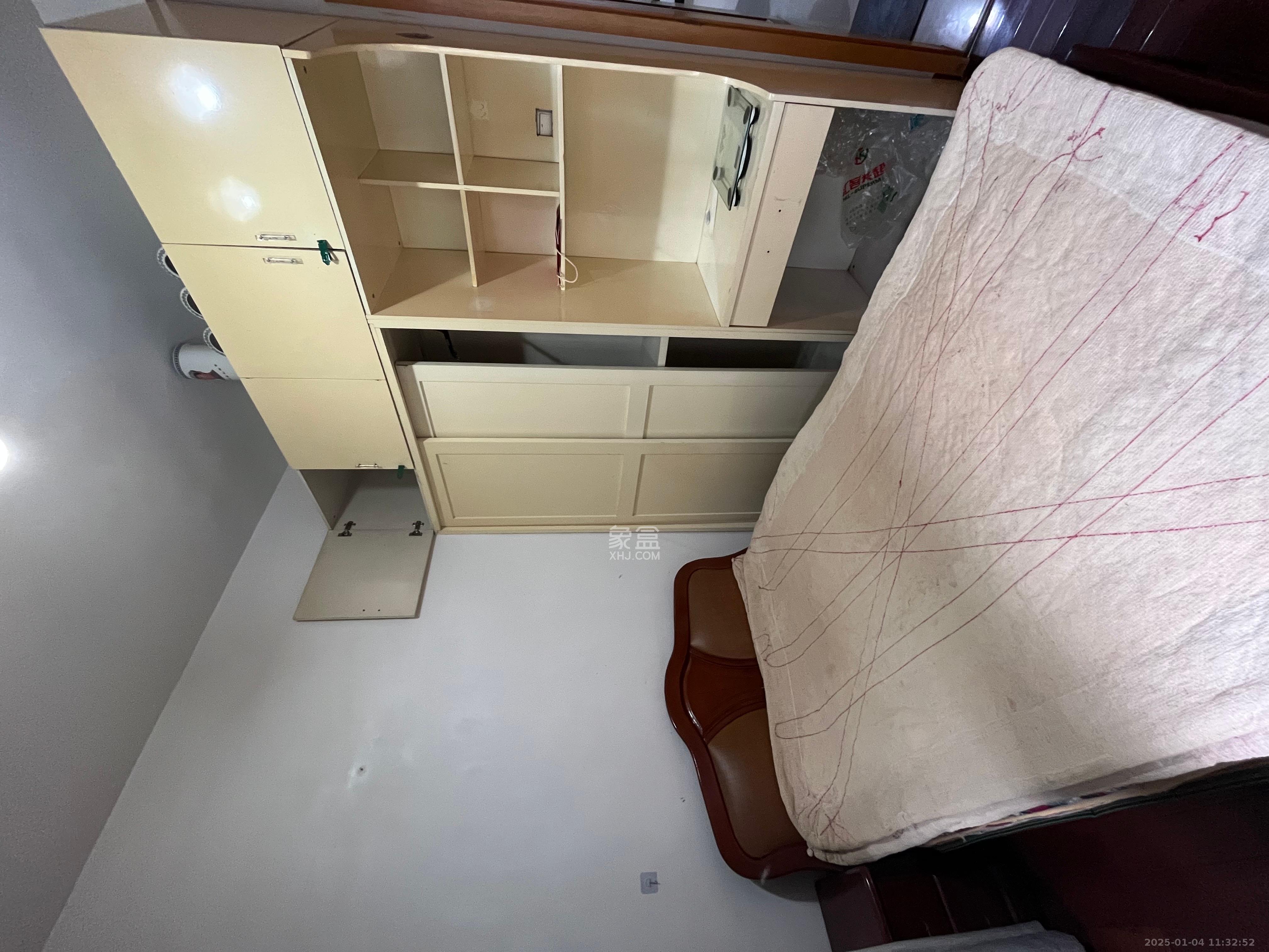 亚华香舍花都  1室1厅1卫   2200.00元/月室内图