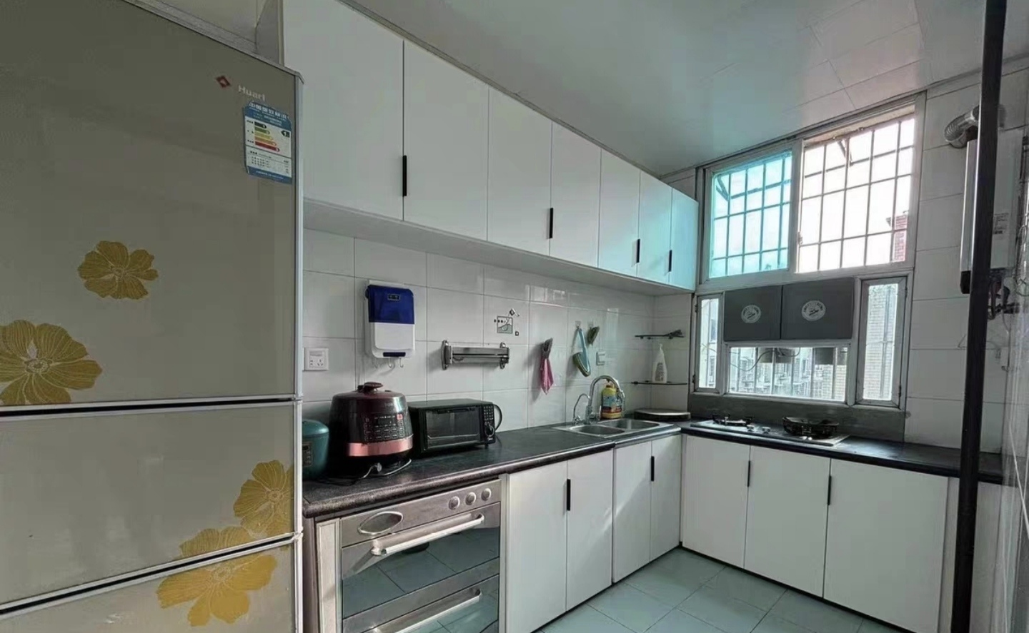 涟钢南苑小区  1室0厅0卫    35.0万客厅