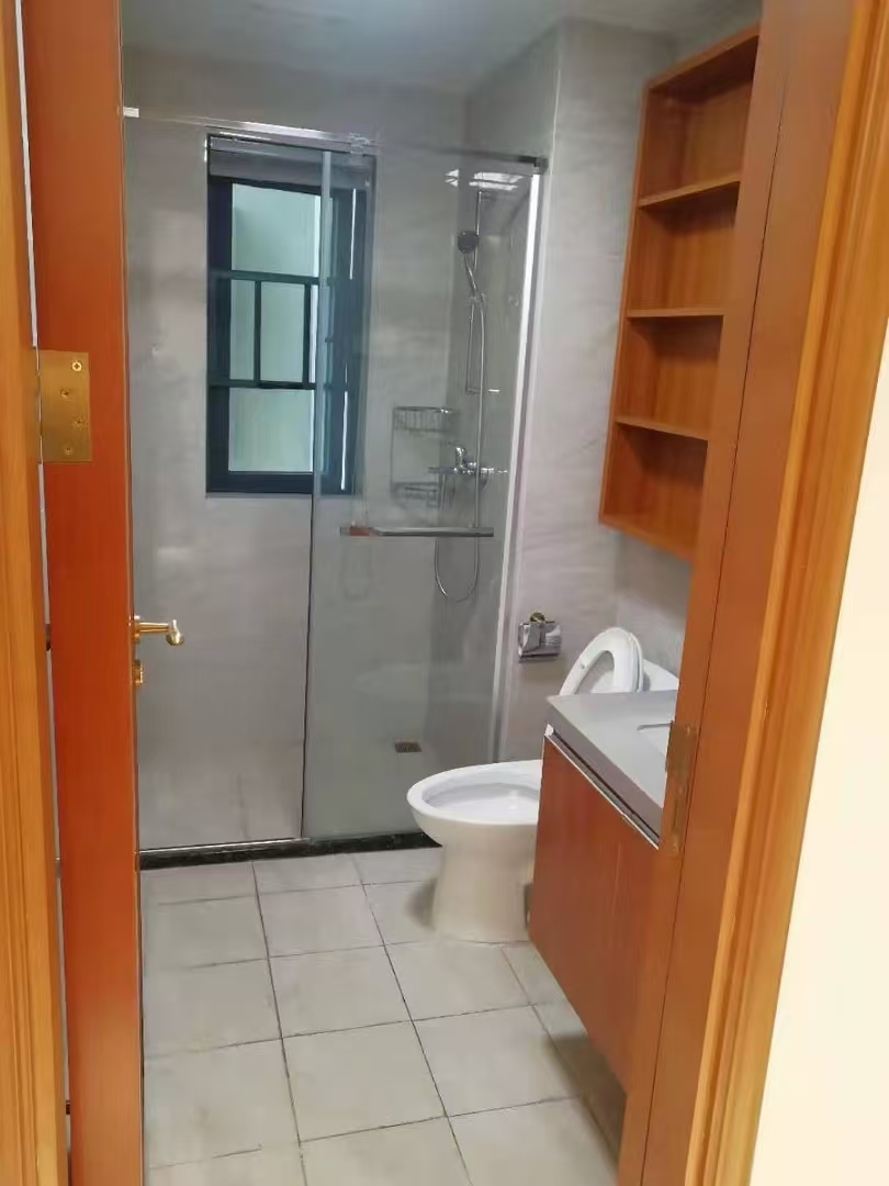 恒大绿洲 3室2厅2卫 2400.0元/月 恒大绿洲 3室2厅2卫 2400.0元/月室内图