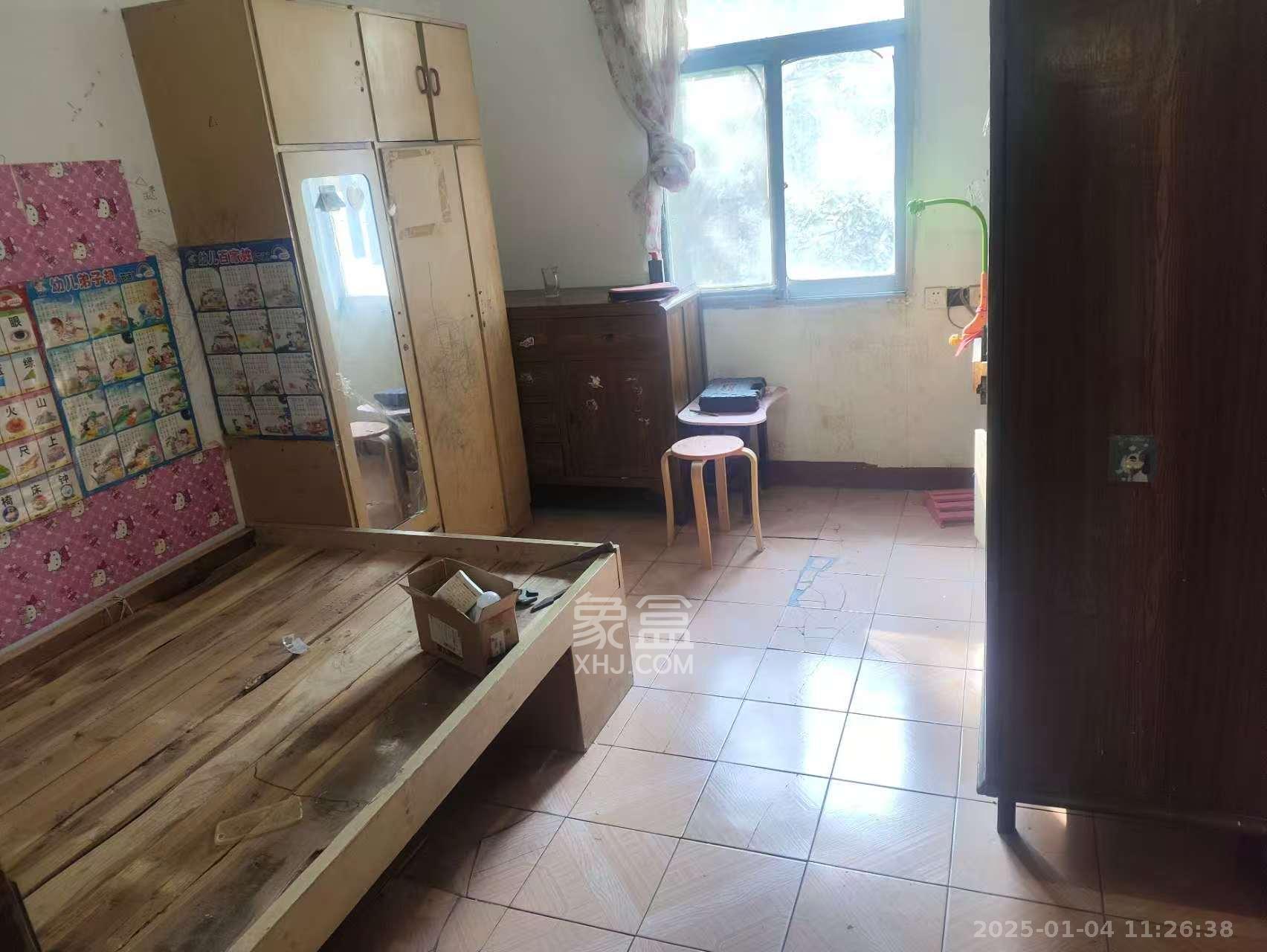 浦沅生活一区  2室1厅1卫    1100.0元/月 浦沅生活一区  2室1厅1卫    1100.0元/月室内图