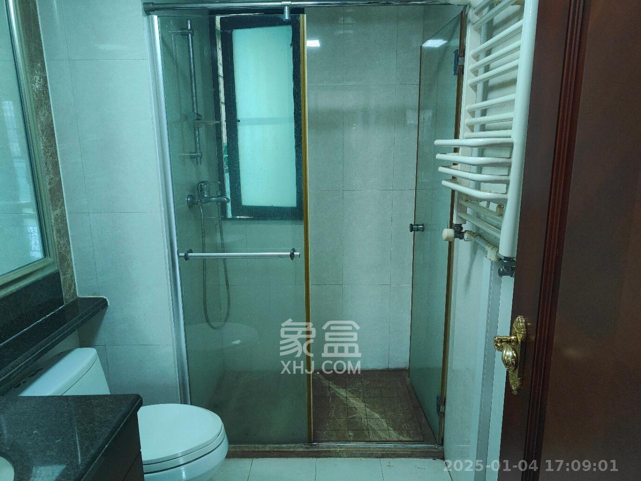 恒大城  4室2厅2卫    3200.0元/月 恒大城  4室2厅2卫    3200.0元/月室内图