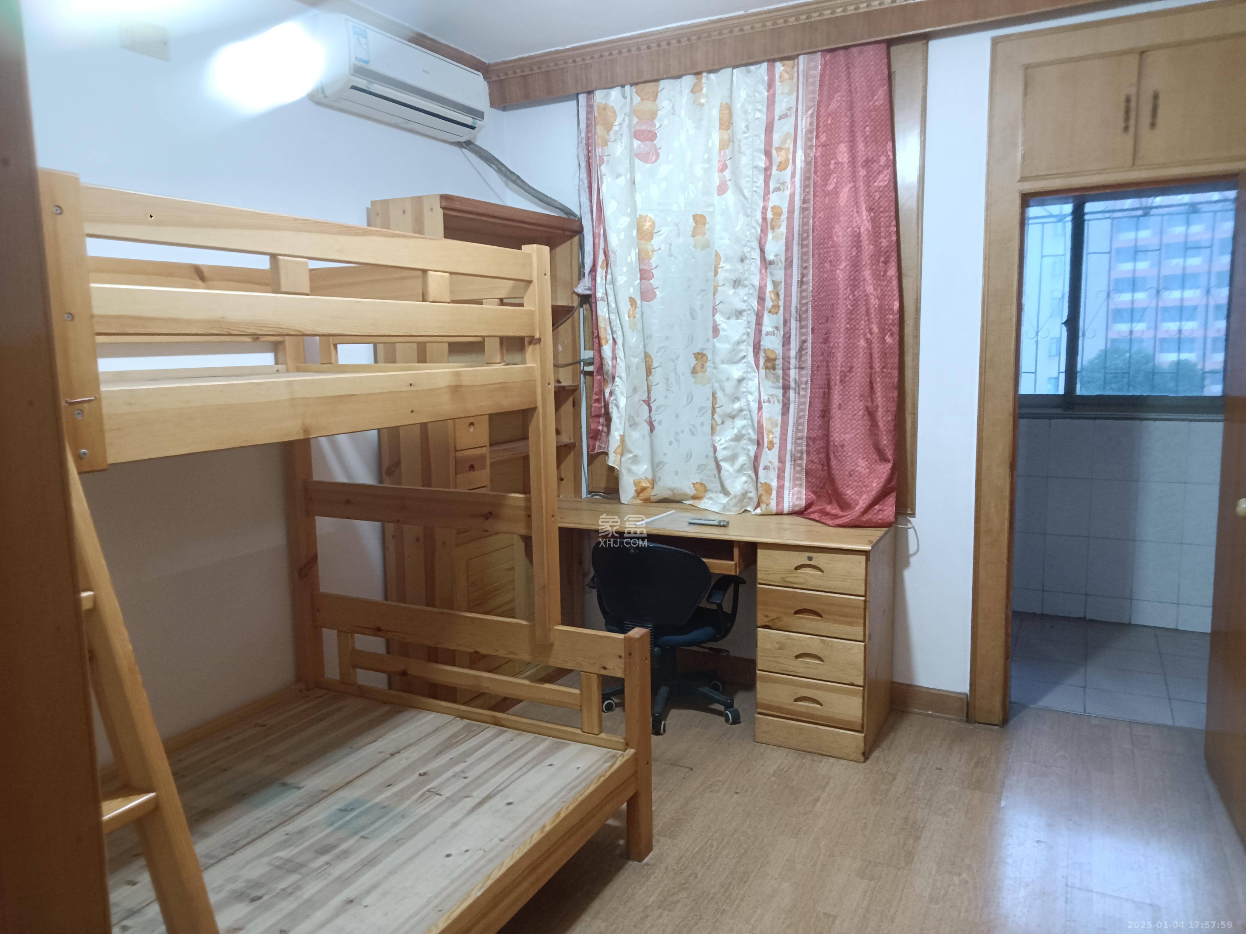 湘江航运宿舍  3室2厅1卫   2300.00元/月室内图