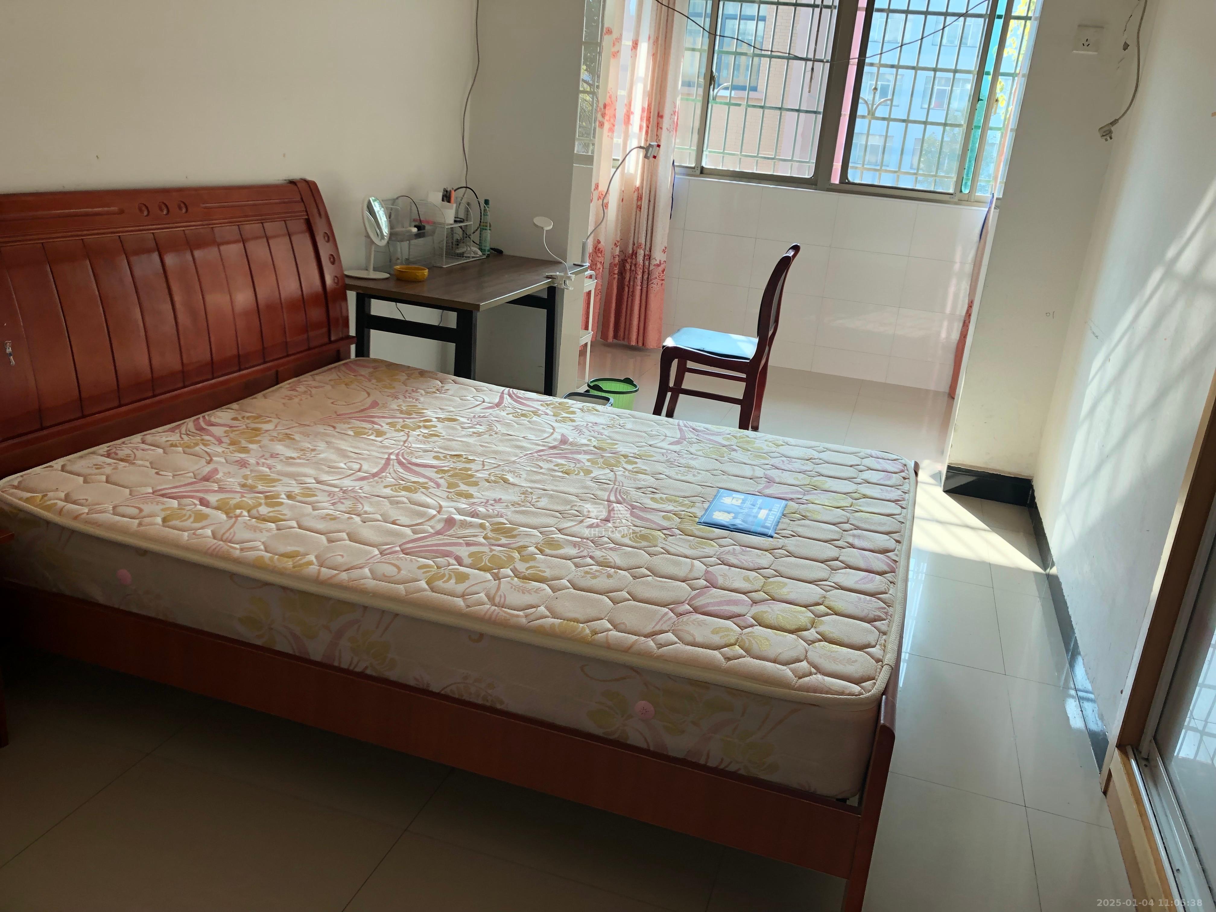 金桂小区一期 1室0厅0卫 1600.0元/月 金桂小区一期 1室0厅0卫 1600.0元/月室内图