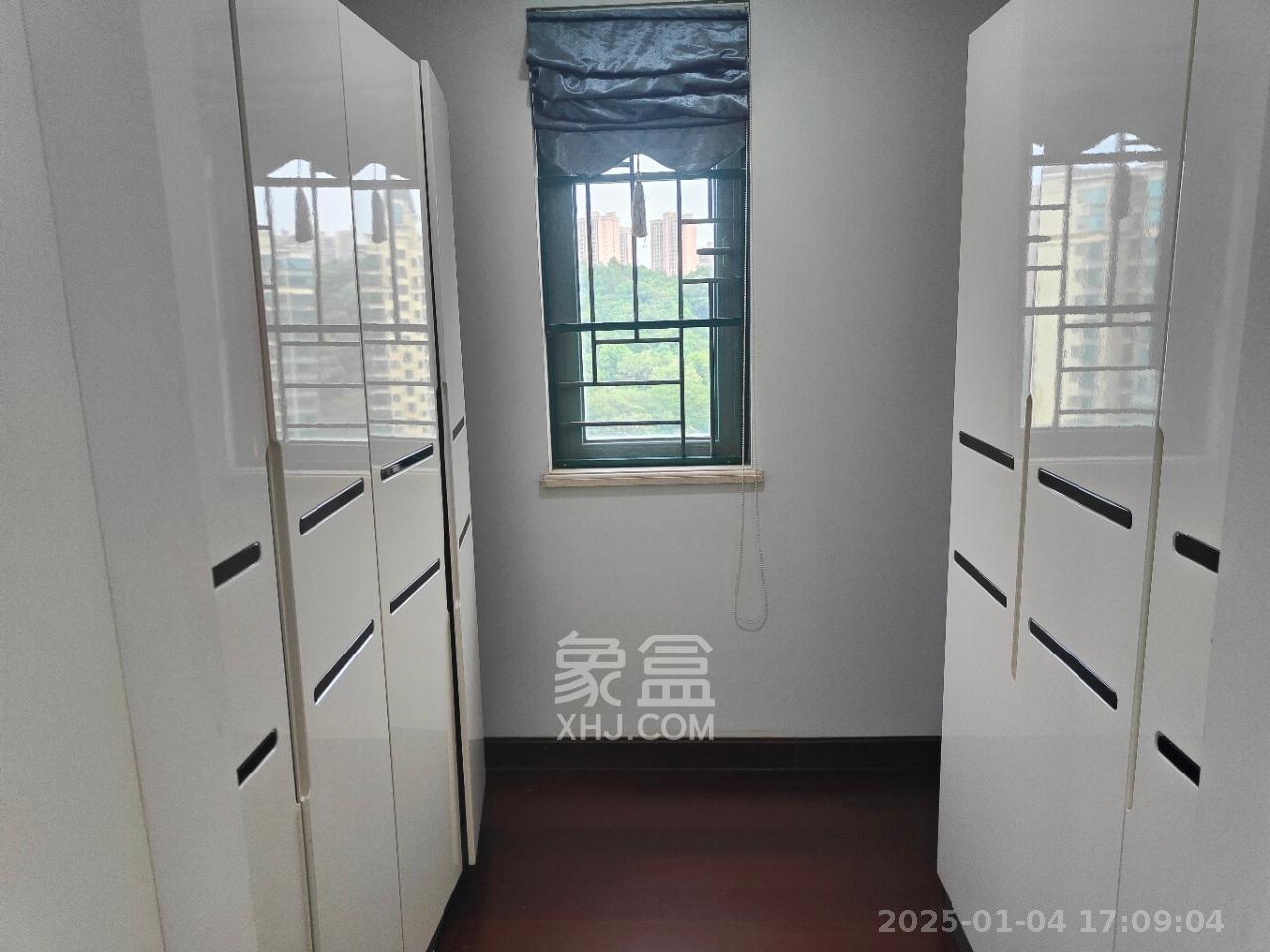 恒大城  4室2厅2卫    3200.0元/月 恒大城  4室2厅2卫    3200.0元/月室内图