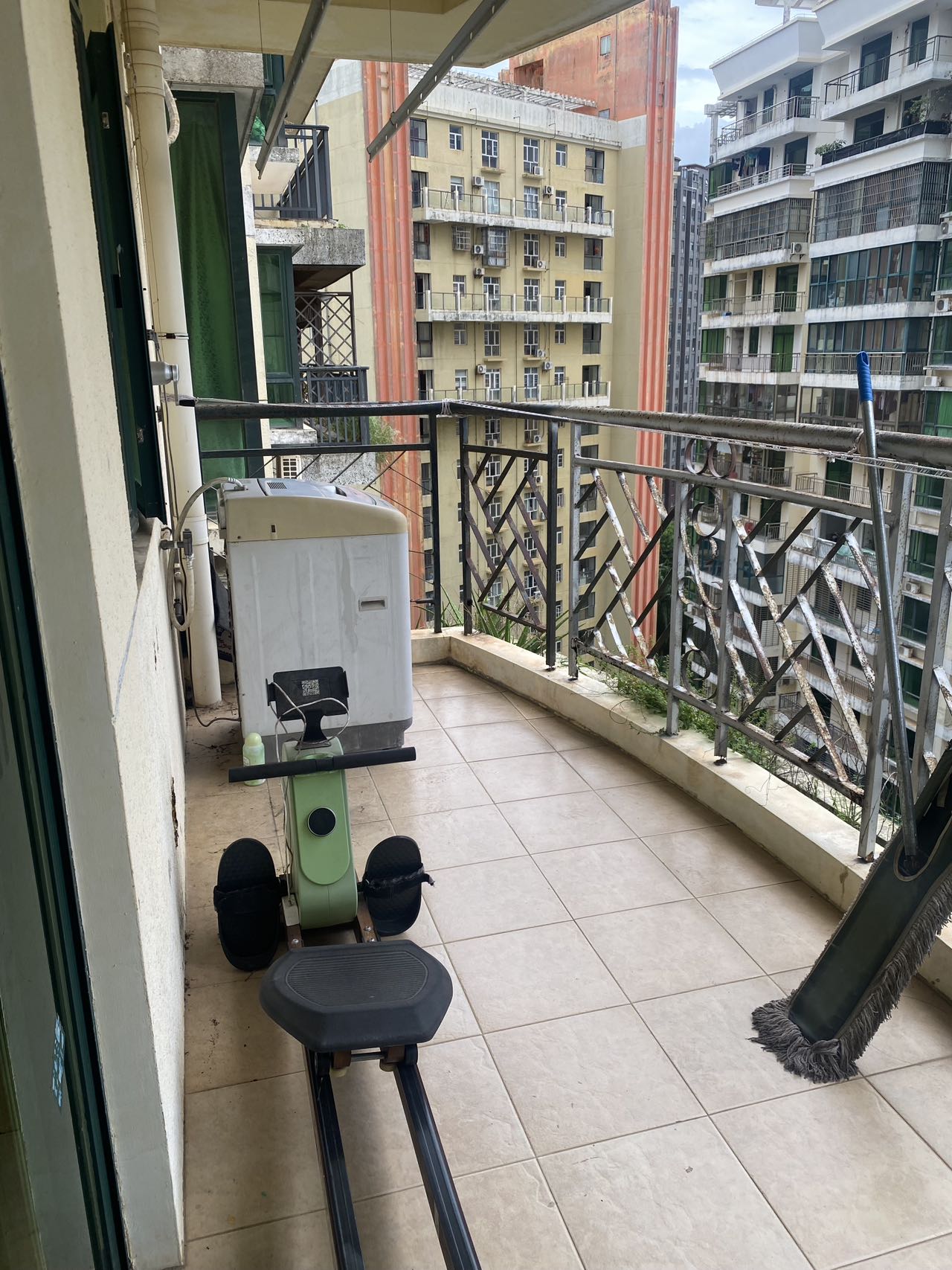 一品水苑 4室2厅2卫 288.0万 一品水苑 4室2厅2卫 288.0万室内图