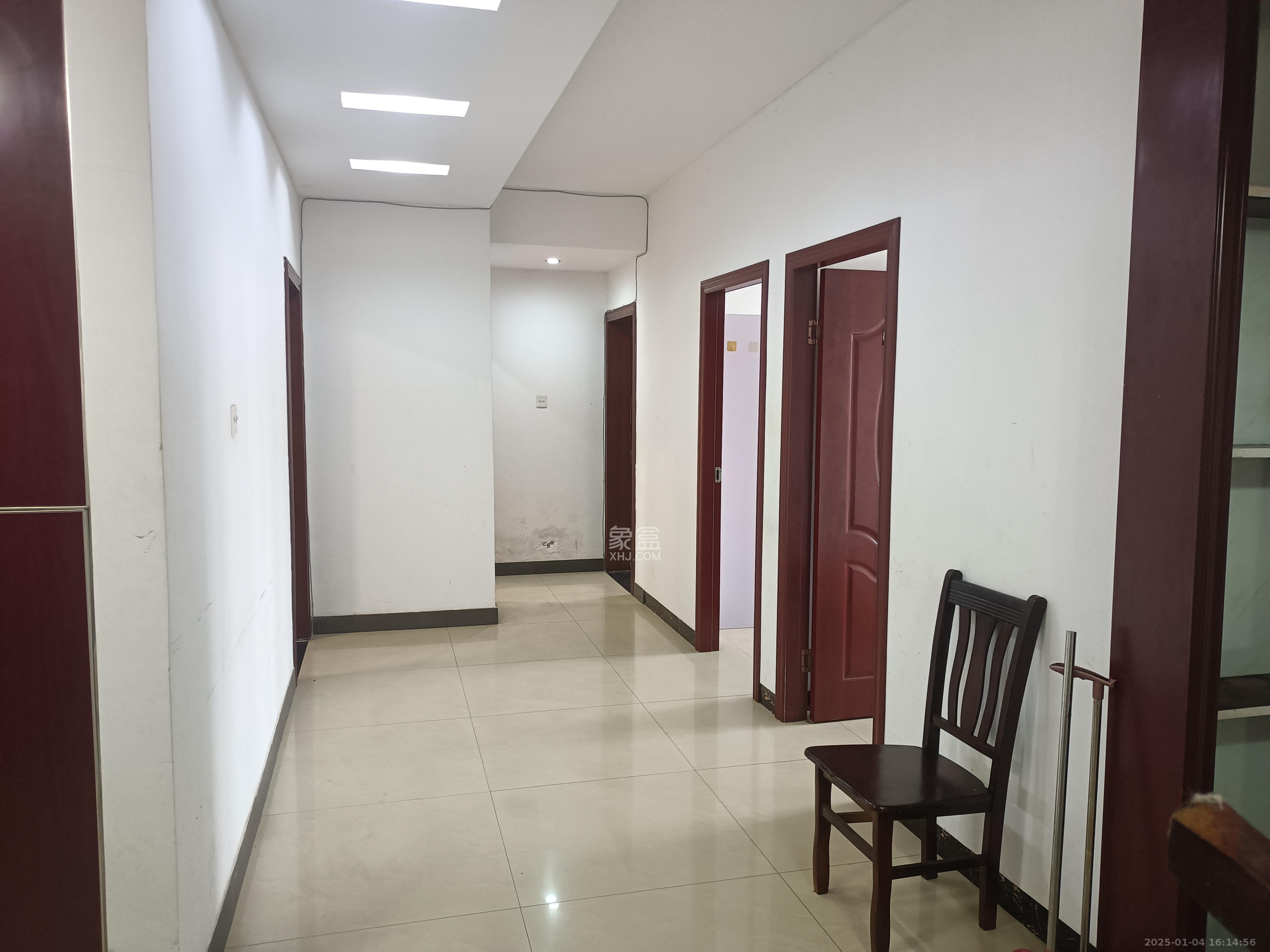 香樟雅郡  5室1厅2卫    3500.0元/月 香樟雅郡  5室1厅2卫    3500.0元/月