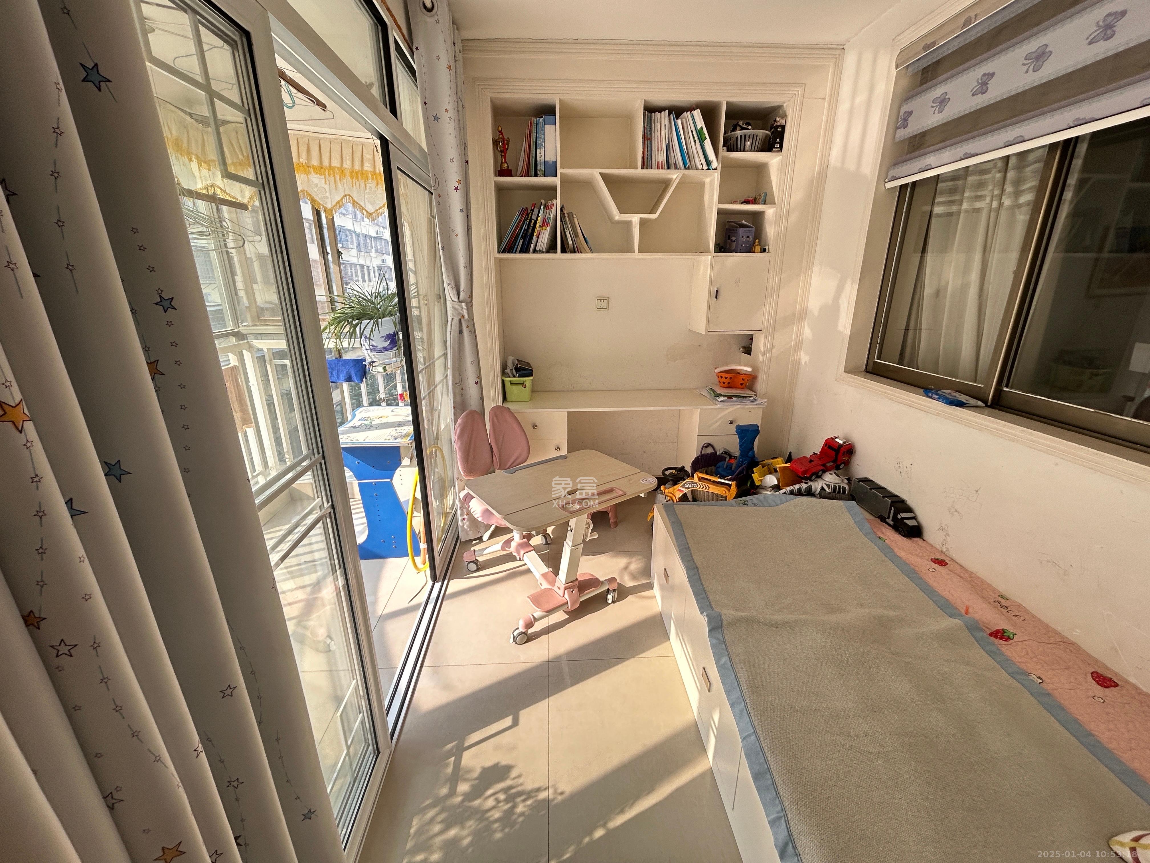 三城花苑(一,二,三期)  1室1厅1卫    1500.0元/月 三城花苑(一,二,三期)  1室1厅1卫    1500.0元/月