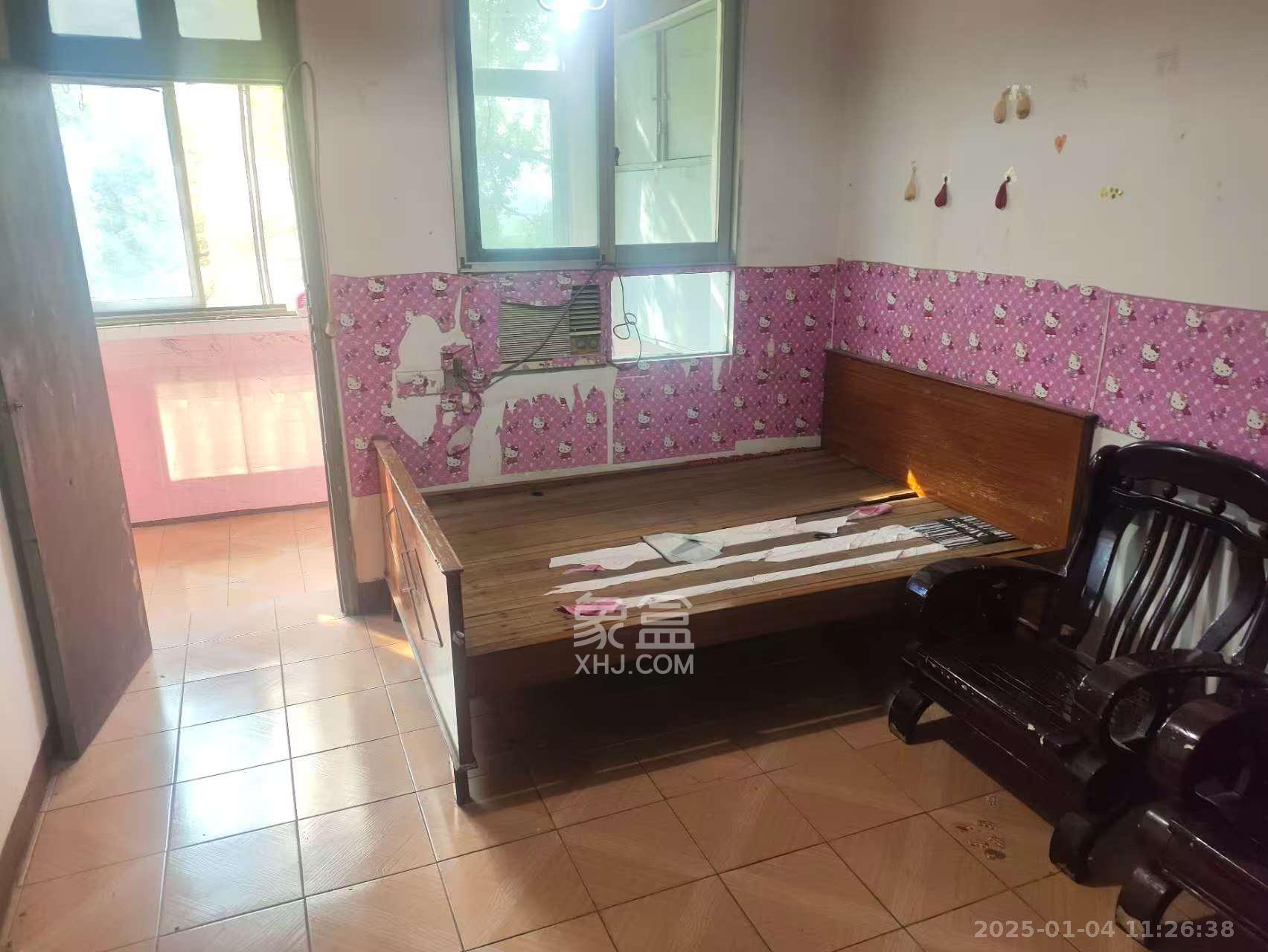 浦沅生活一区  2室1厅1卫    1100.0元/月 浦沅生活一区  2室1厅1卫    1100.0元/月室内图