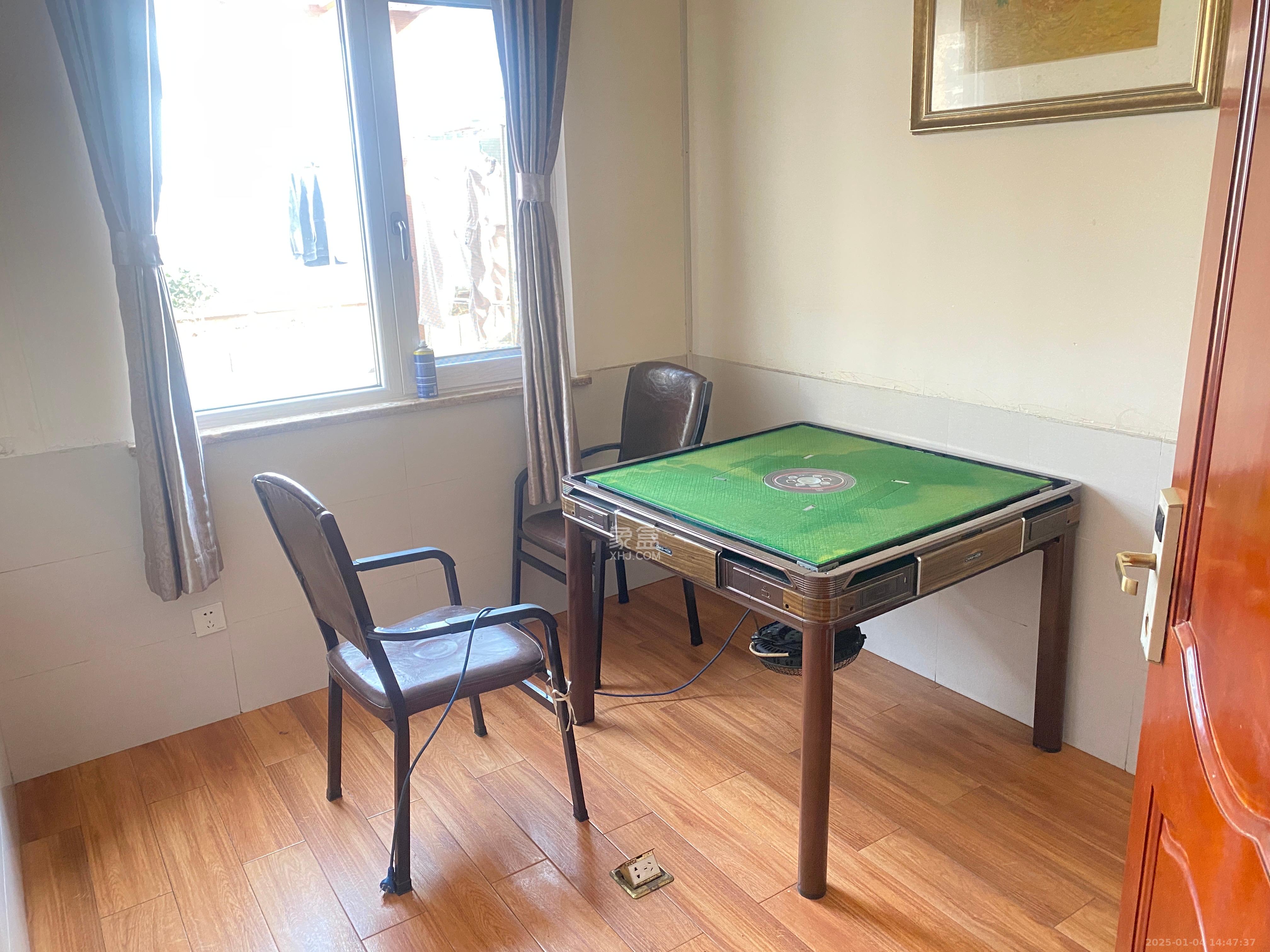 谷山乐园三期  3室2厅1卫    3000.0元/月 谷山乐园三期  3室2厅1卫    3000.0元/月室内图