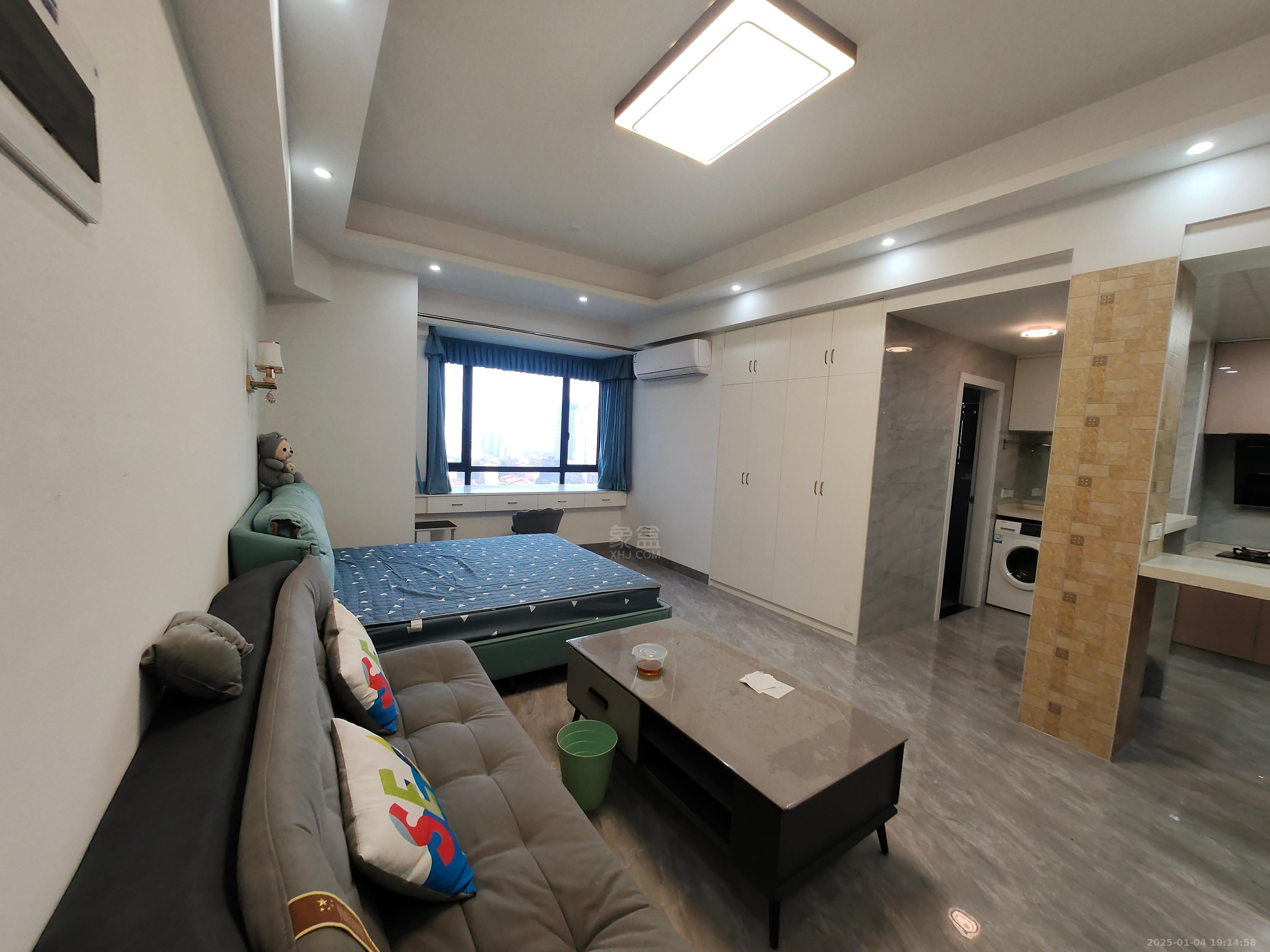朗廷览江  1室1厅1卫   2000.00元/月室内图