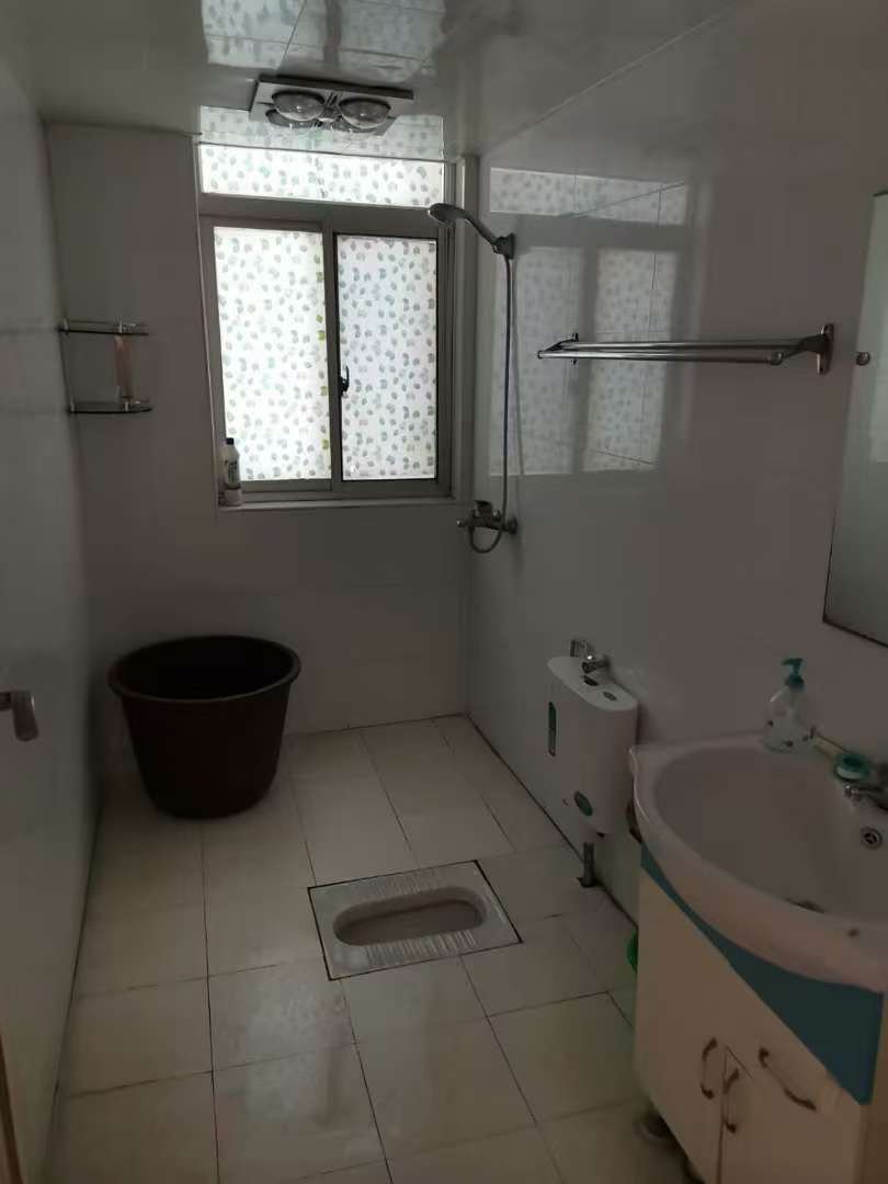 昌富城上城  3室2厅2卫    1500.0元/月 昌富城上城  3室2厅2卫    1500.0元/月室内图