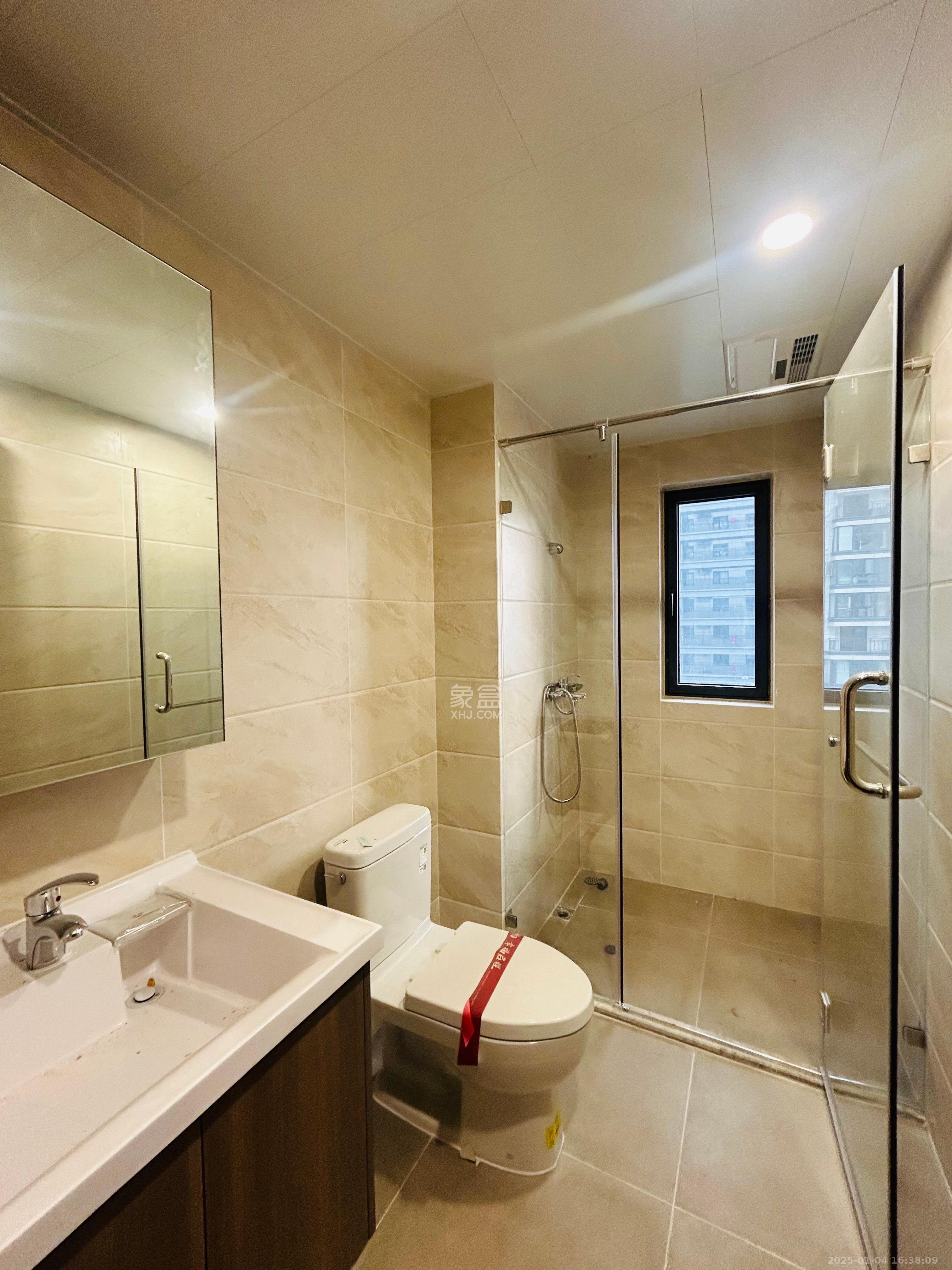 保利恒伟时光印象 4室2厅2卫 3000.0元/月 保利恒伟时光印象 4室2厅2卫 3000.0元/月室内图