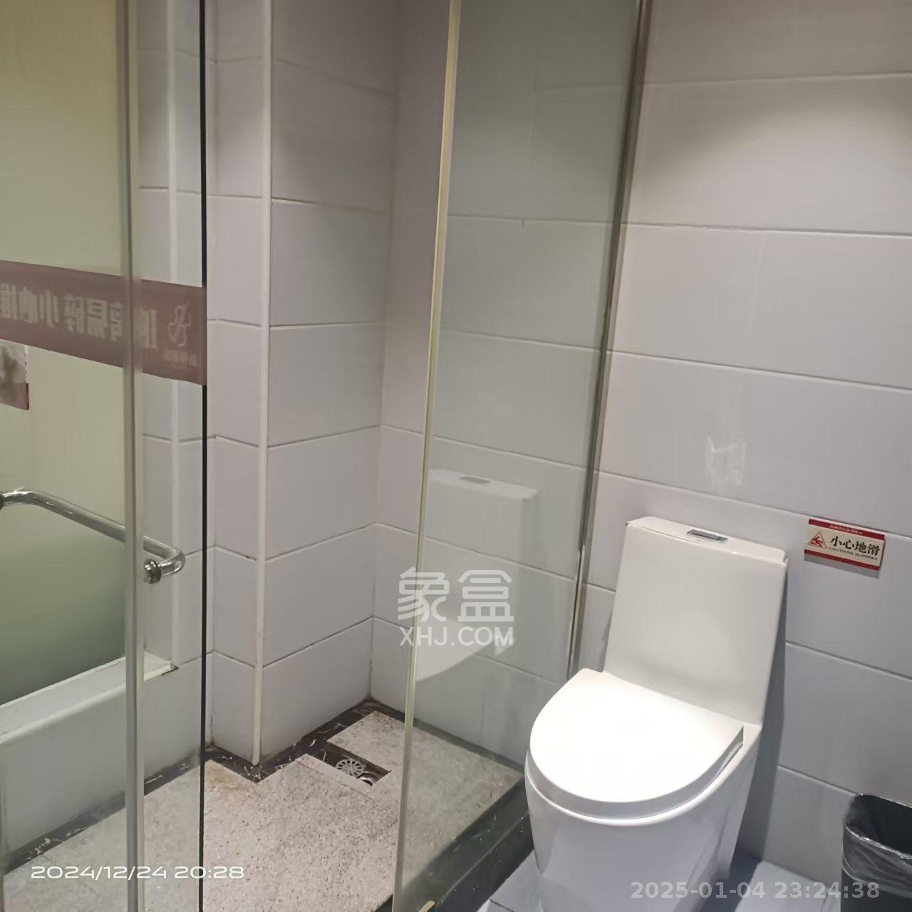 五矿紫湖香醍 1室1厅1卫 1000.0元/月 五矿紫湖香醍 1室1厅1卫 1000.0元/月室内图