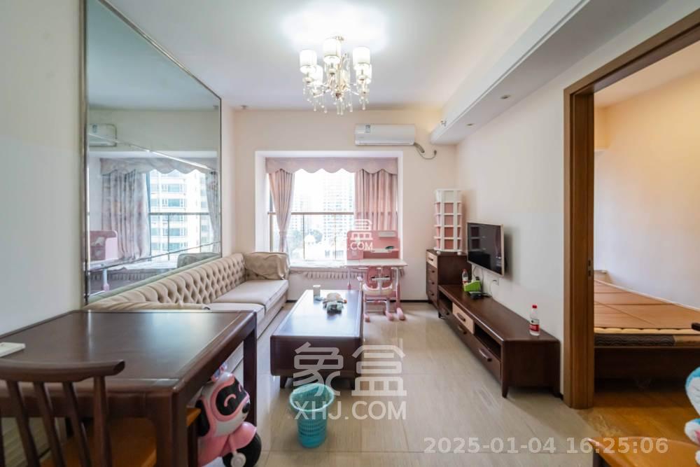 恒大国际广场 1室1厅1卫 1800.0元/月 恒大国际广场 1室1厅1卫 1800.0元/月室内图