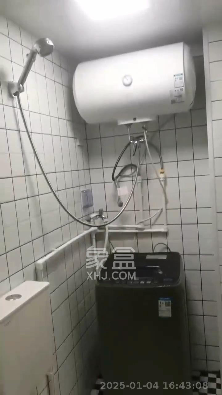 碧云天  1室2厅1卫   1680.00元/月室内图