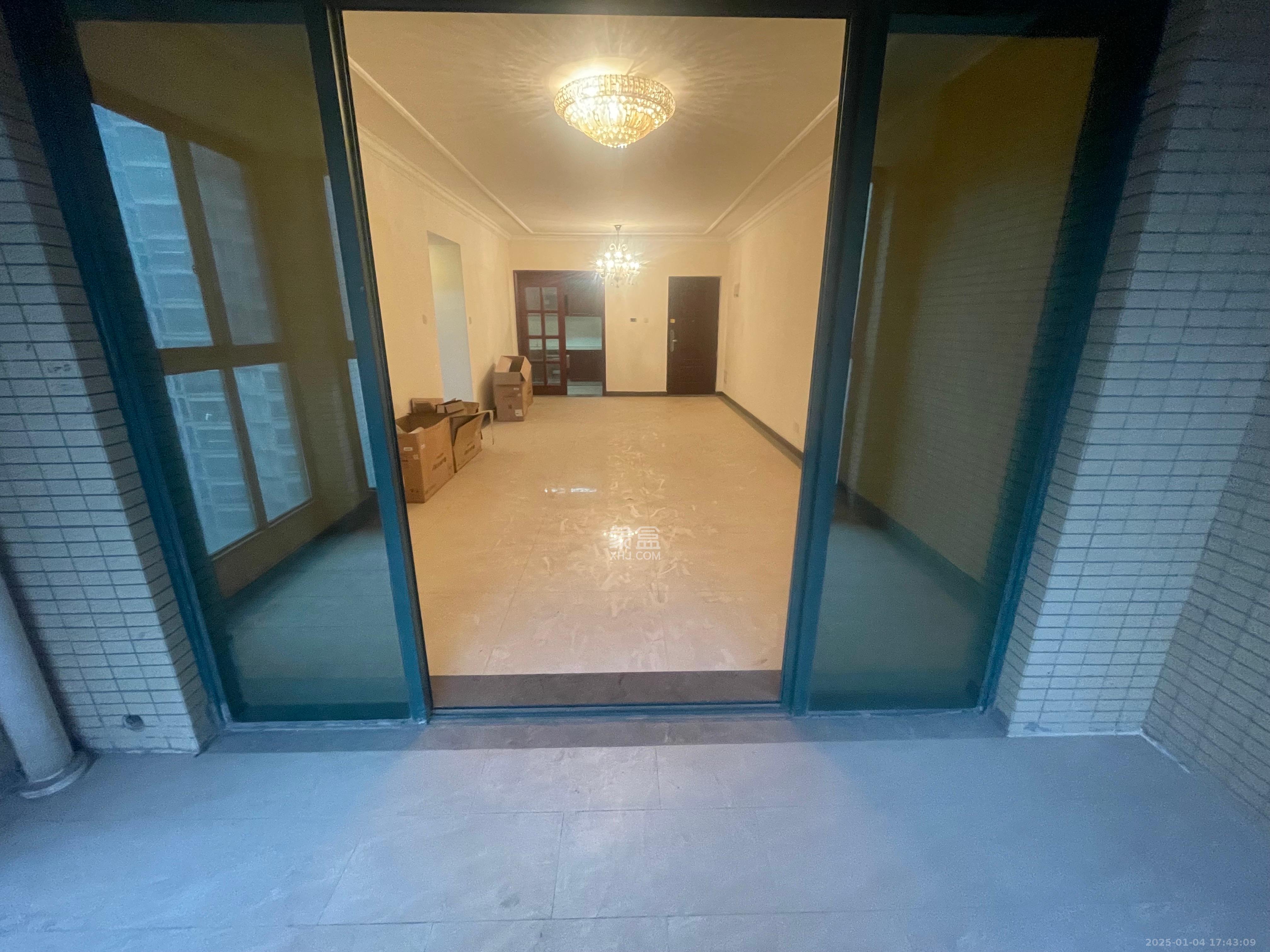 富基世纪公园 3室2厅2卫 1600.0元/月 富基世纪公园 3室2厅2卫 1600.0元/月室内图