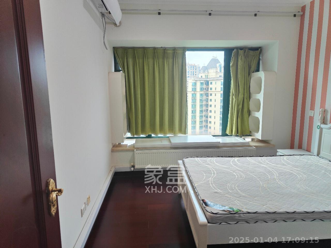 恒大城  4室2厅2卫    3200.0元/月 恒大城  4室2厅2卫    3200.0元/月室内图