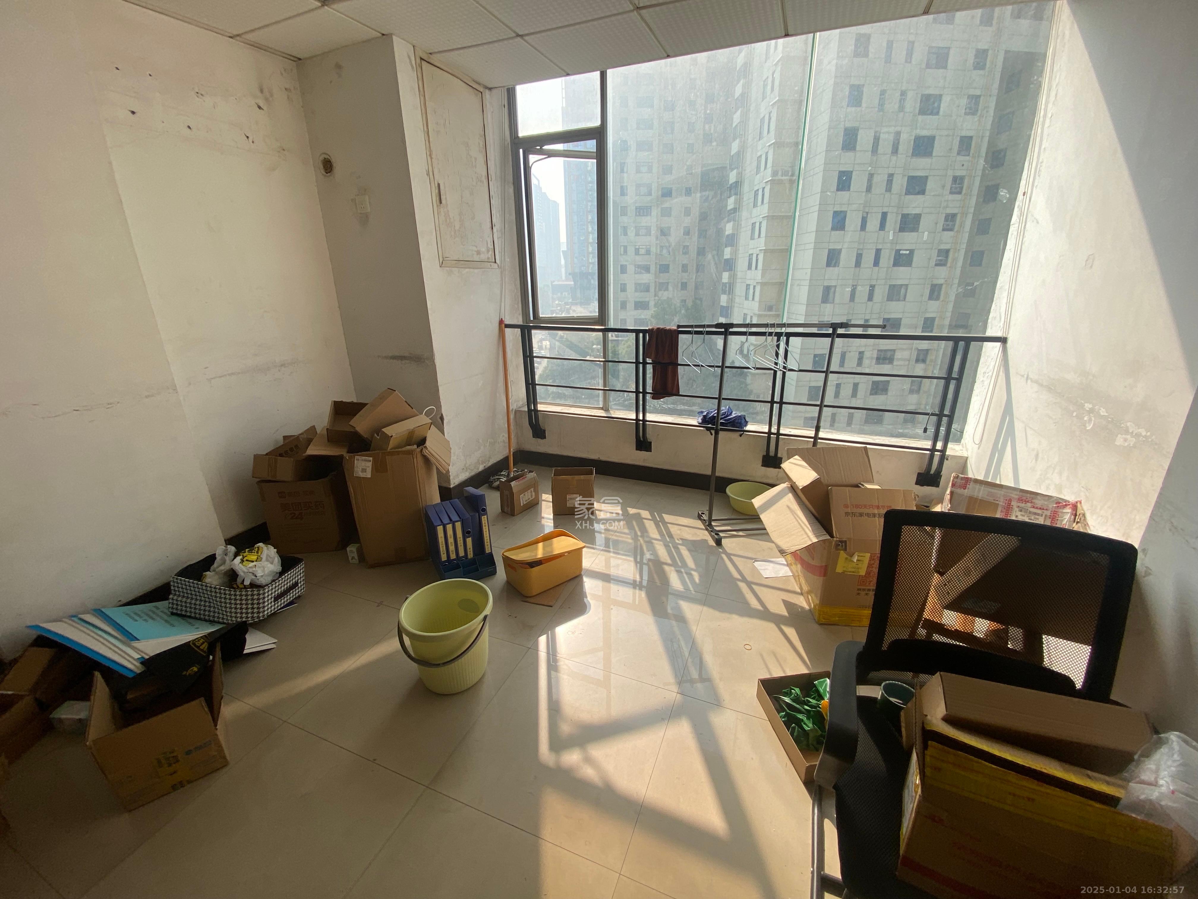 城市之心 1室0厅0卫 2500.0元/月 城市之心 1室0厅0卫 2500.0元/月室内图