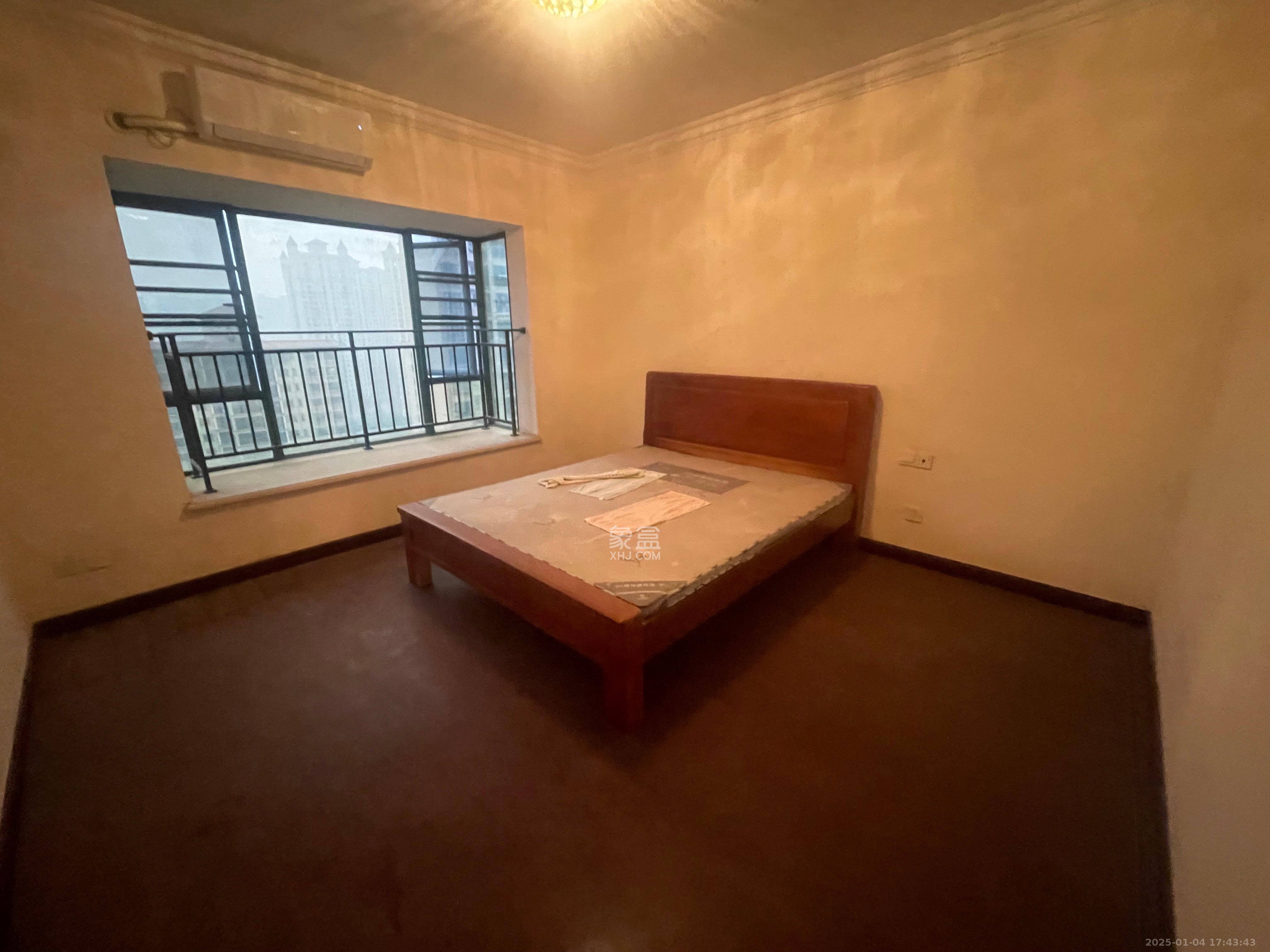 富基世纪公园 3室2厅2卫 1600.0元/月 富基世纪公园 3室2厅2卫 1600.0元/月室内图