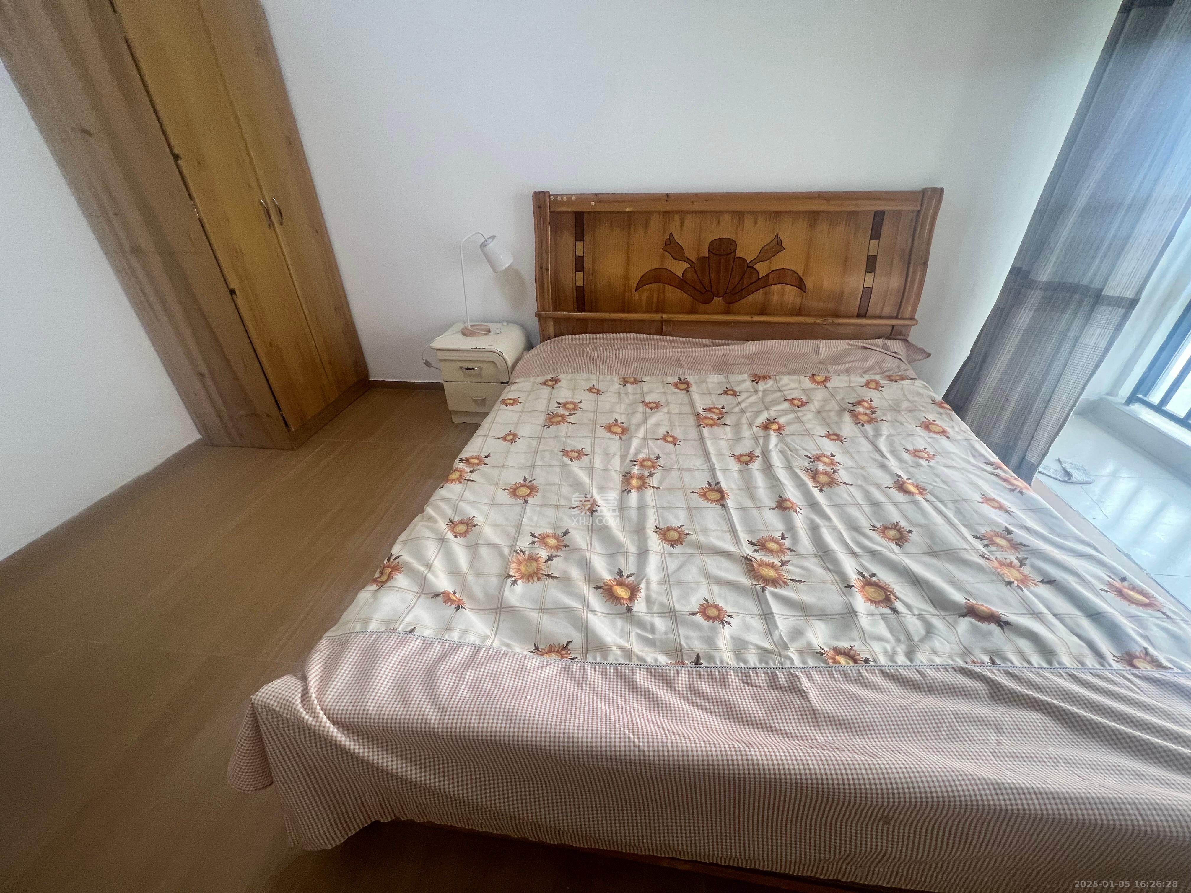 东来苑 3室2厅1卫 2500.0元/月 东来苑 3室2厅1卫 2500.0元/月室内图