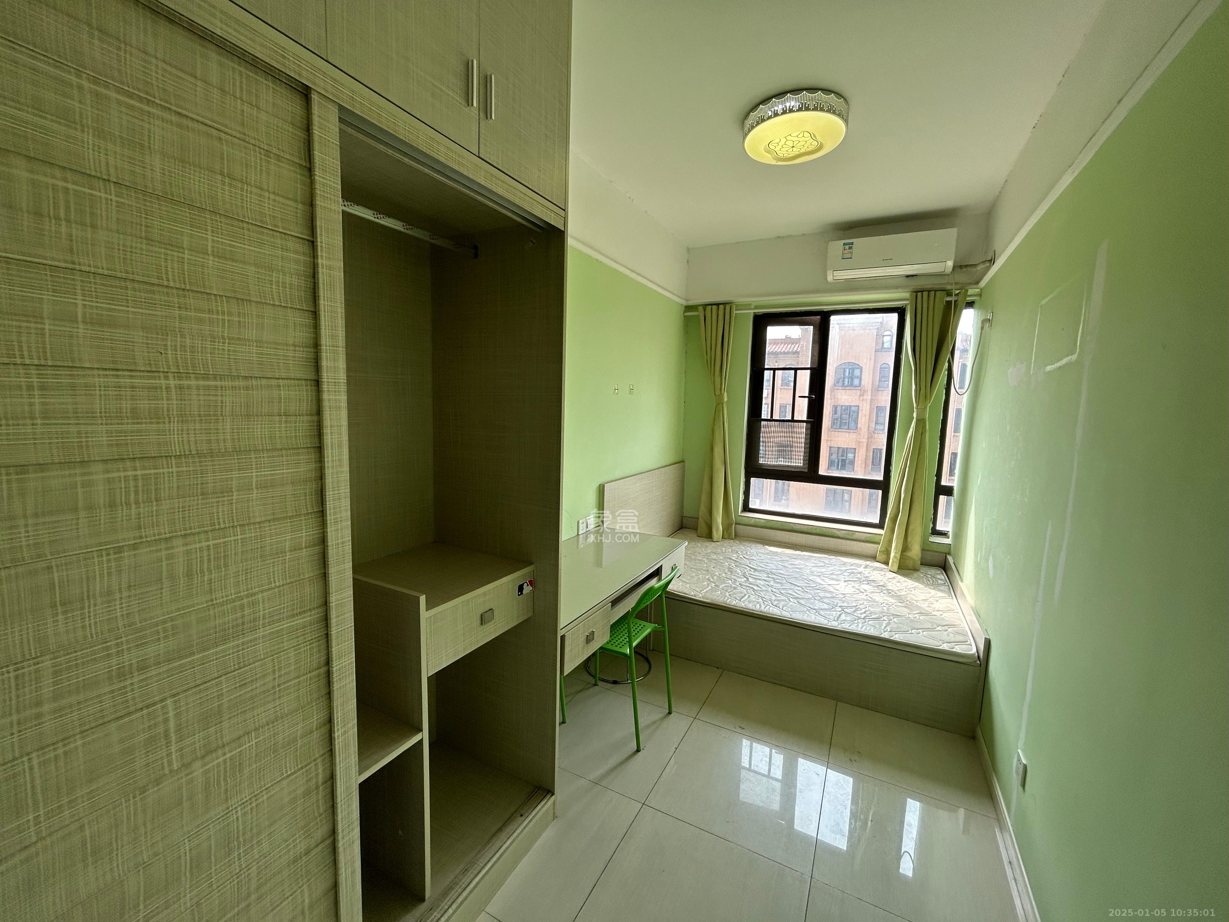 中信凯旋蓝岸(中信新城三期) 1室1厅1卫 1600.0元/月 中信凯旋蓝岸(中信新城三期) 1室1厅1卫 1600.0元/月室内图