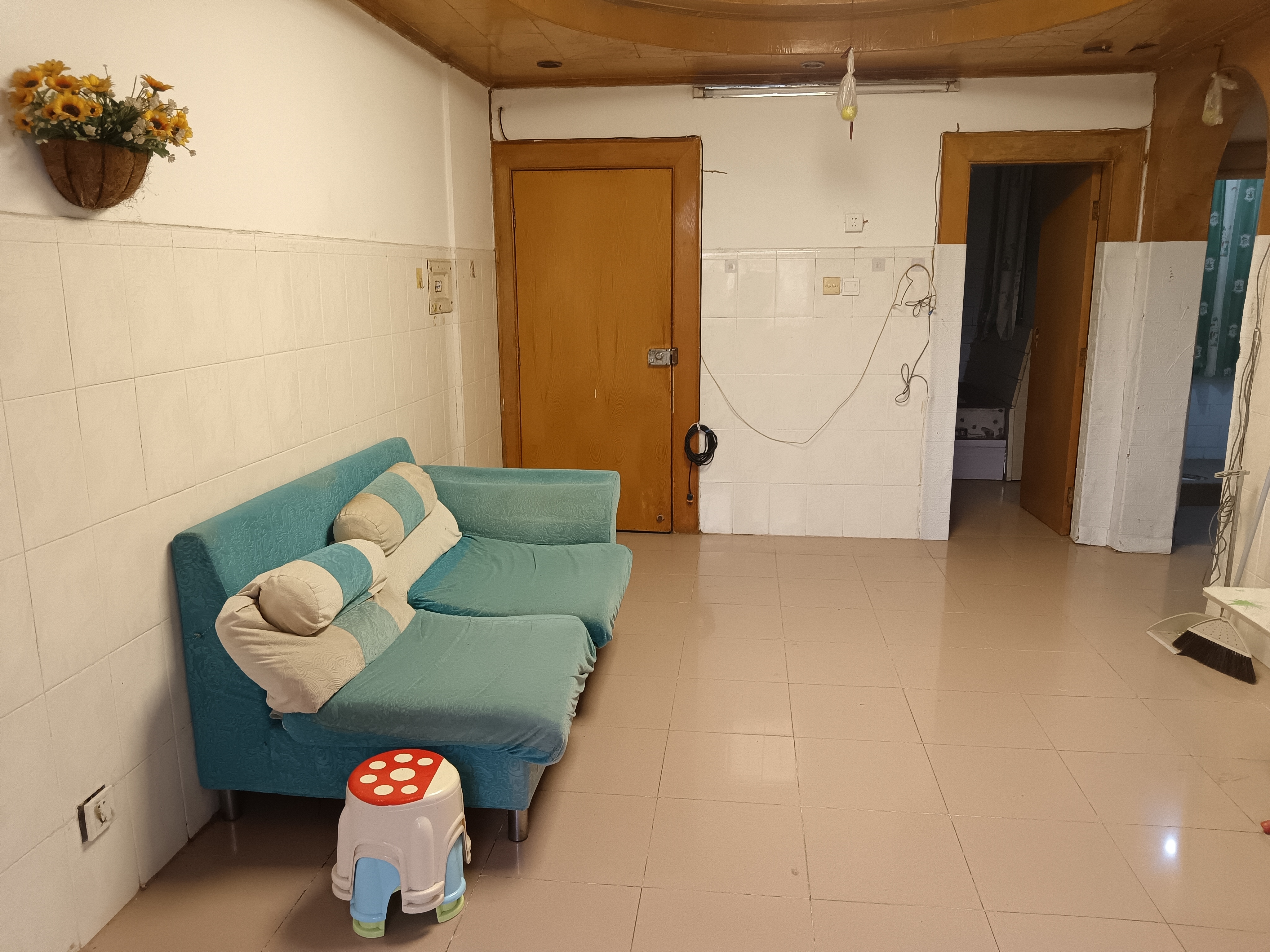 海甸小区(海运公司宿舍单位房) 3室1厅1卫 76.0万 海甸小区(海运公司宿舍单位房) 3室1厅1卫 76.0万客厅