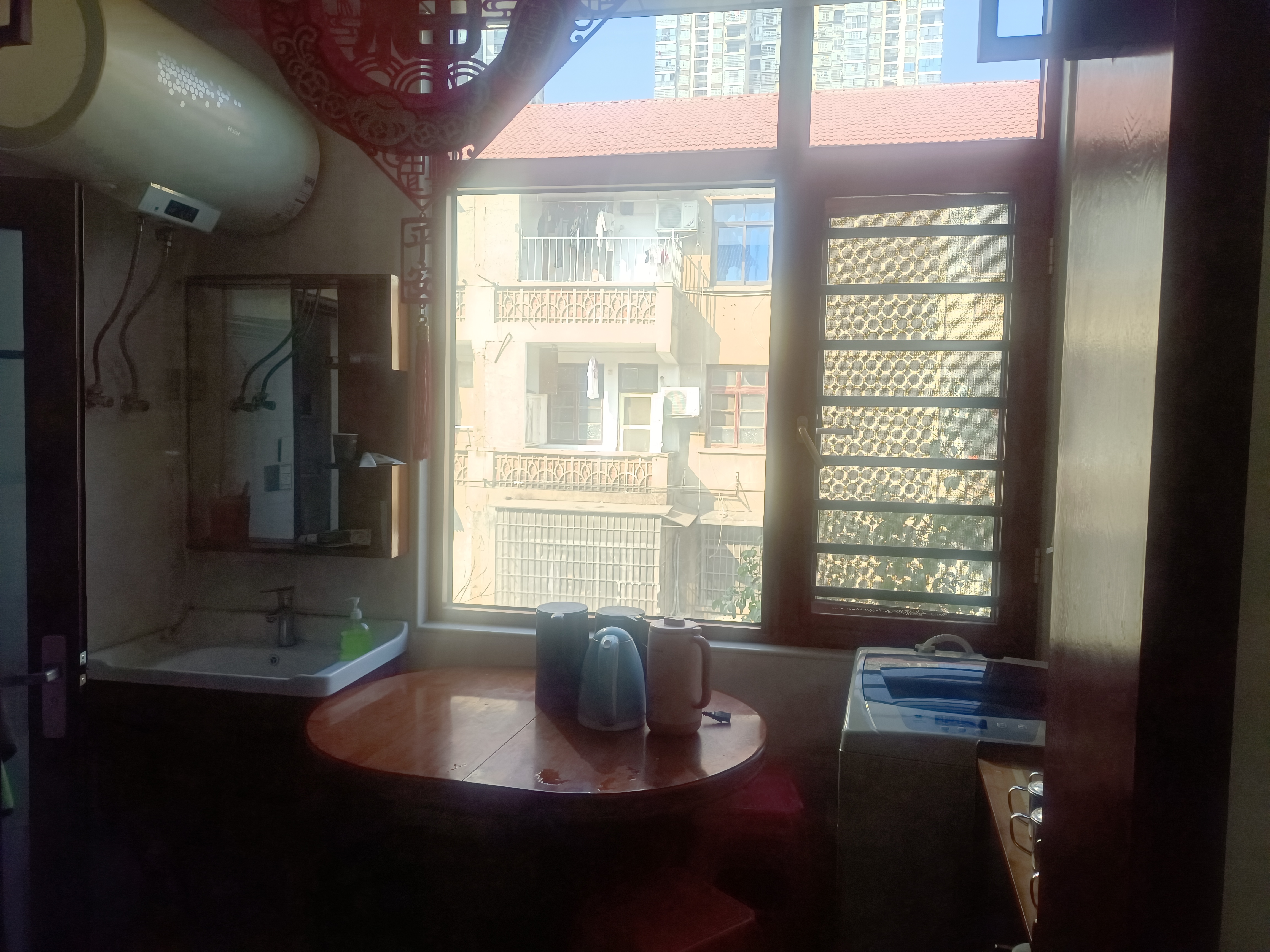 电力局家属楼  3室2厅1卫    49.8万客厅