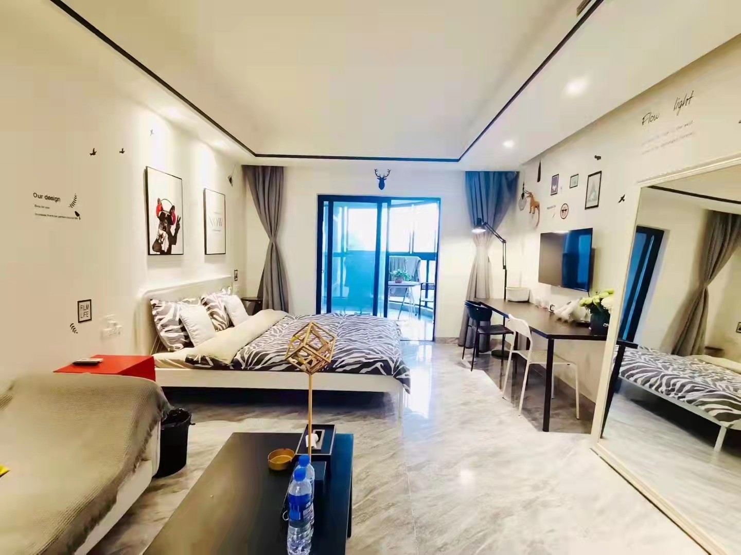 宇建国贸城 1室0厅1卫 90.0万 宇建国贸城 1室0厅1卫 90.0万室内图