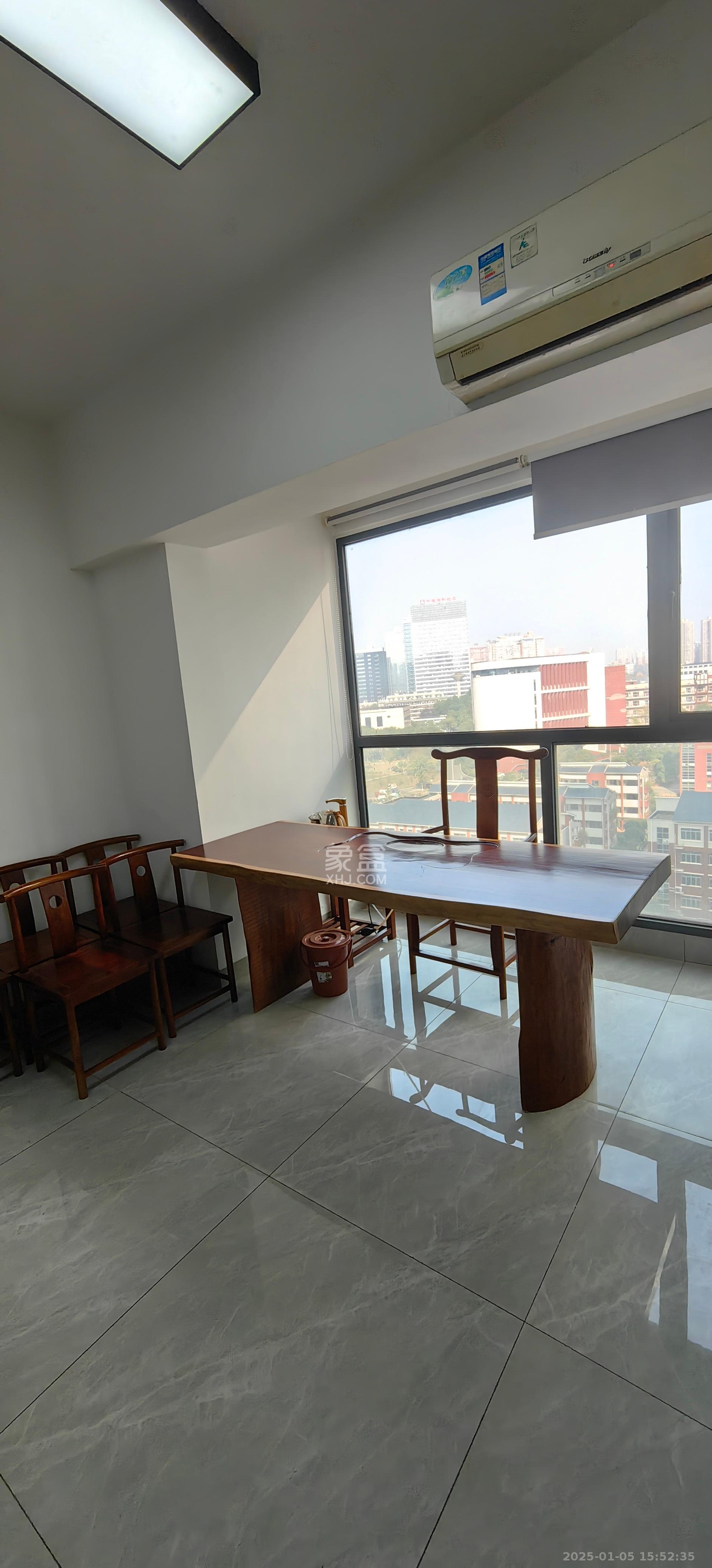 复地星光天地 1室1厅1卫 4600.0元/月 复地星光天地 1室1厅1卫 4600.0元/月室内图