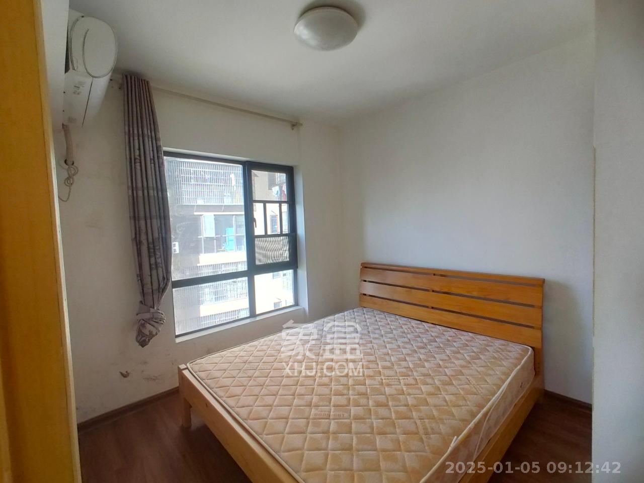 紫鑫御湖湾  3室2厅2卫    1800.0元/月室内图