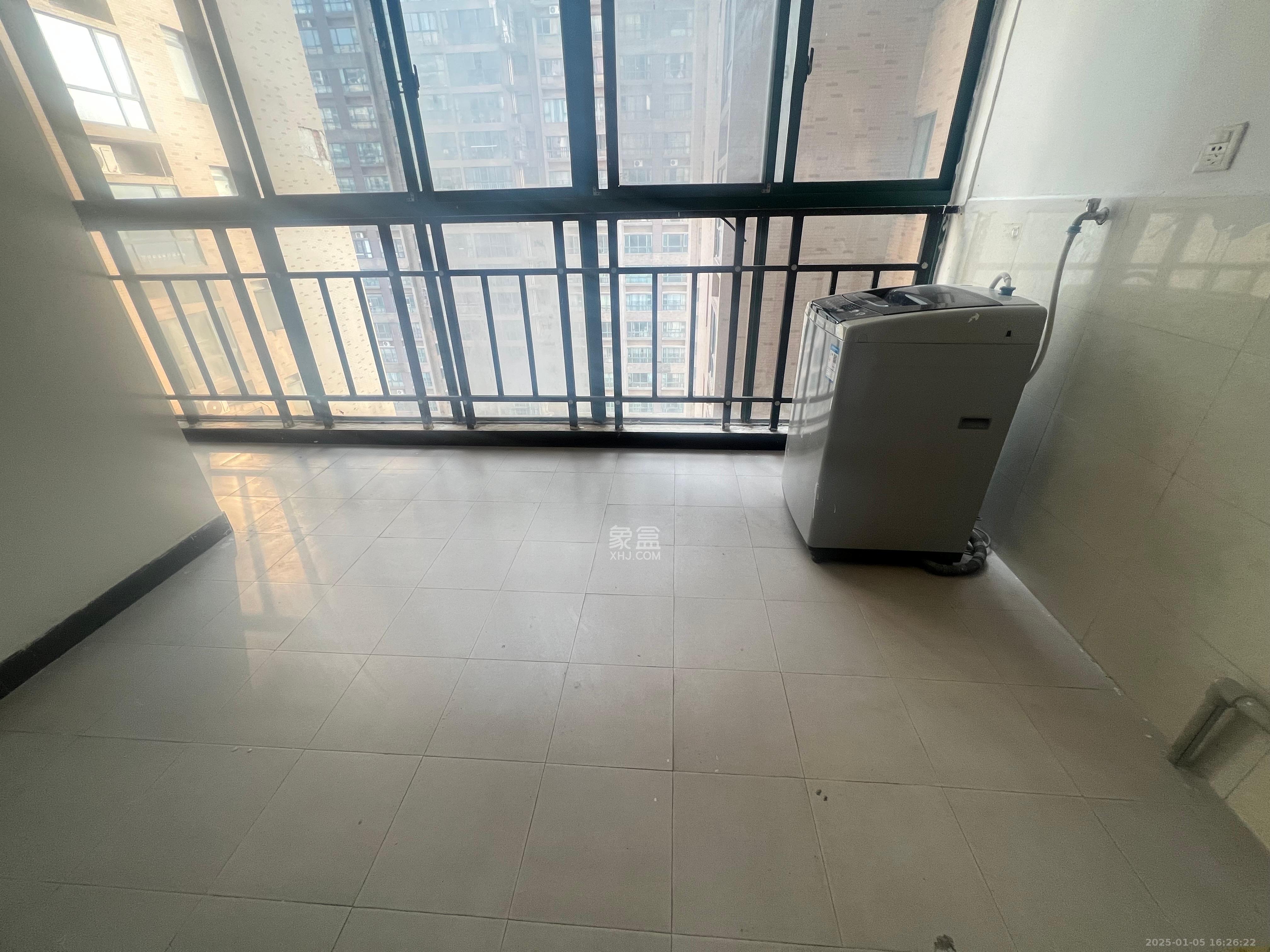 东来苑  3室2厅1卫   2500.00元/月室内图