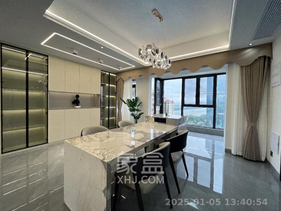 中建江山壹号  5室2厅2卫   15800.00元/月室内图
