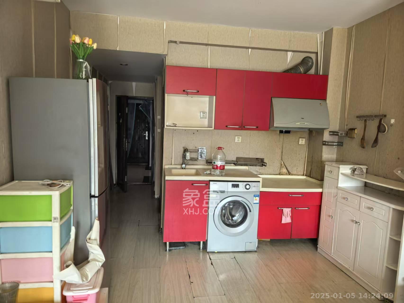 几米空间 1室1厅1卫 1600.0元/月 几米空间 1室1厅1卫 1600.0元/月室内图