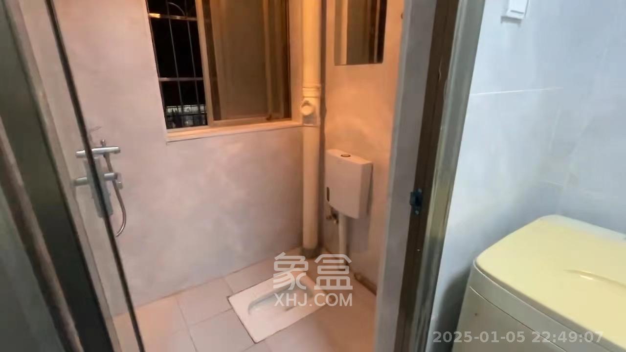 先福安置小区  1室0厅1卫    950.0元/月室内图