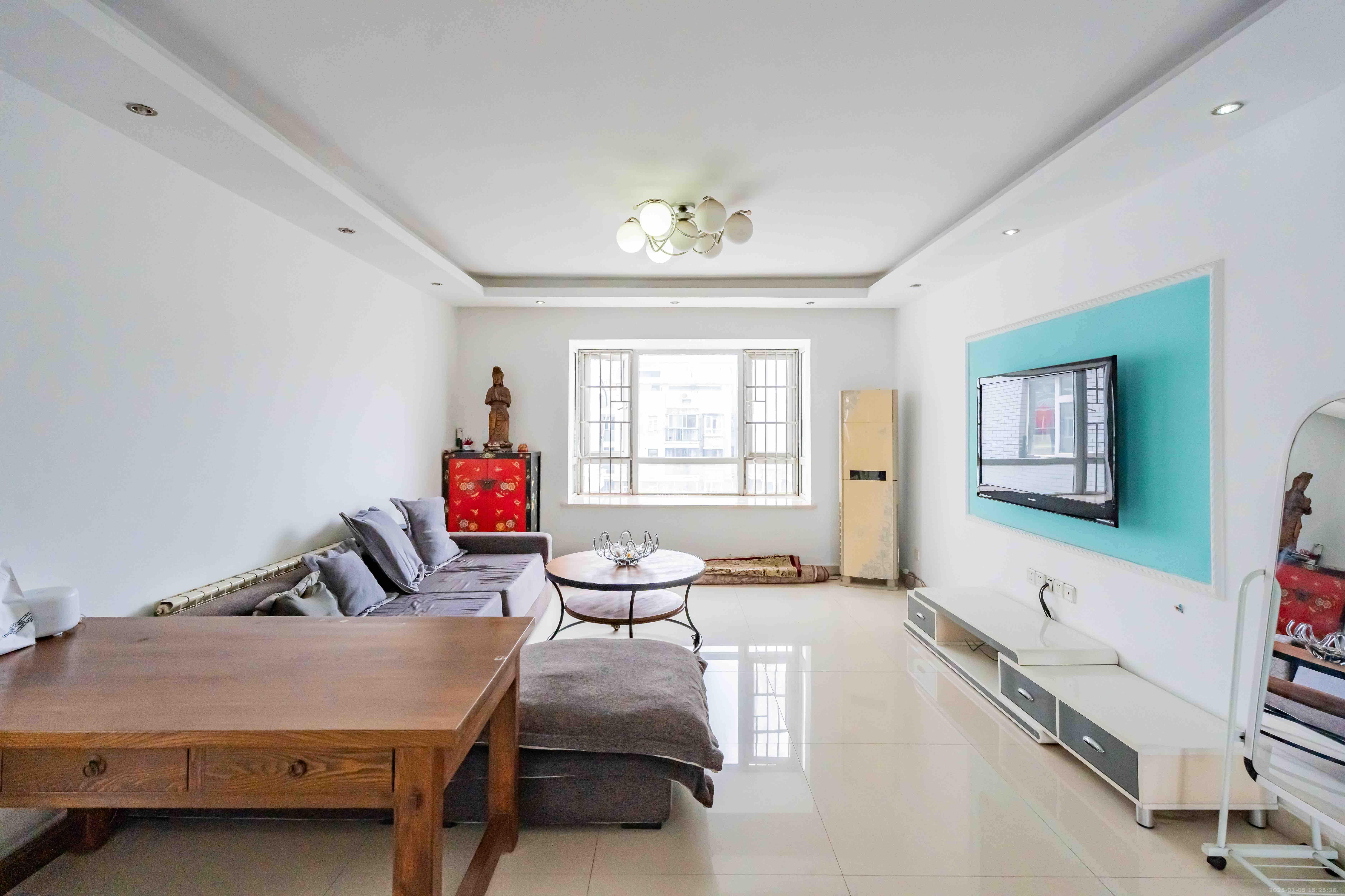 学府华庭  3室2厅2卫    2400.0元/月 学府华庭  3室2厅2卫    2400.0元/月