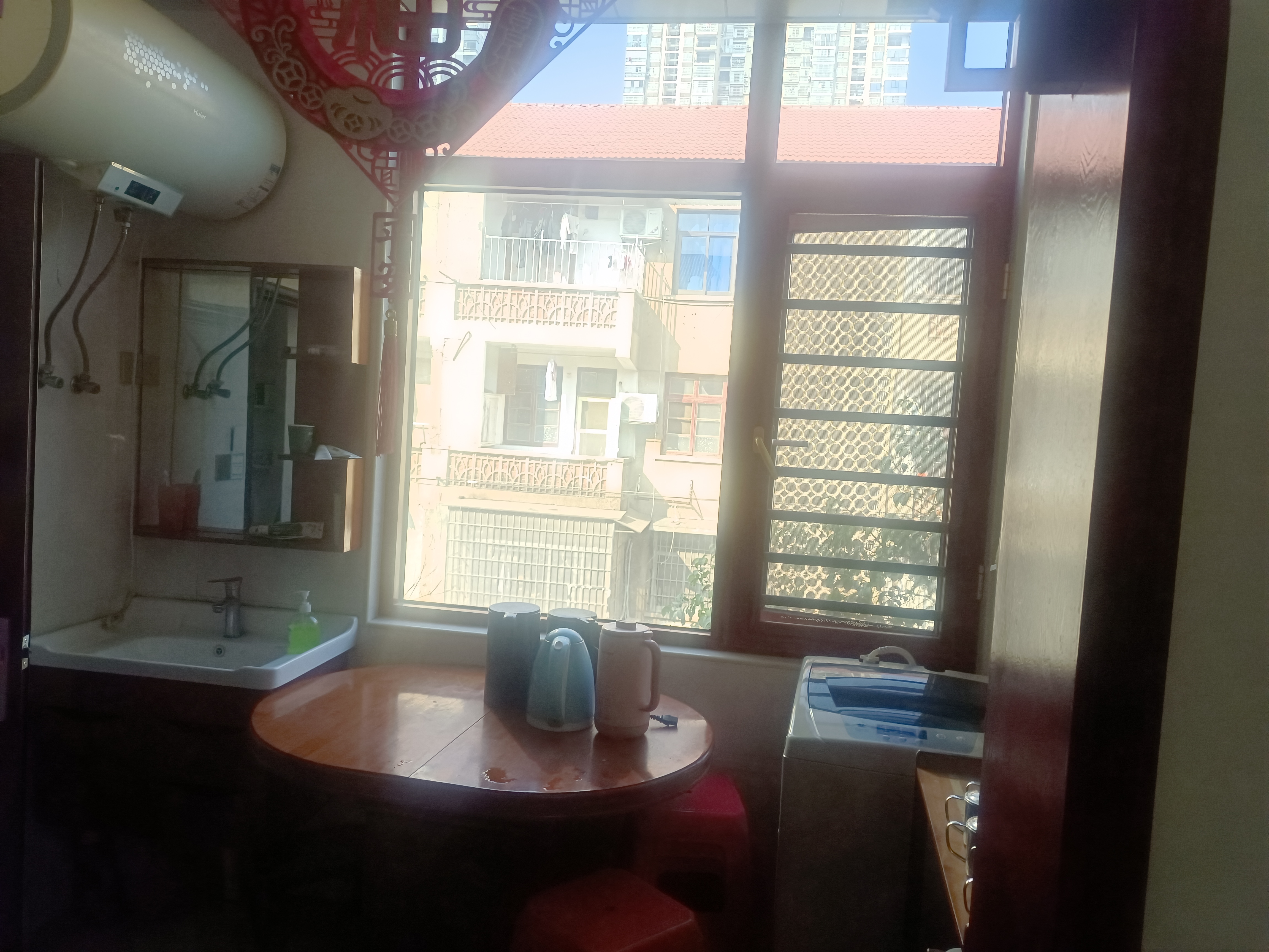 电力局家属楼  3室2厅1卫    49.8万客厅