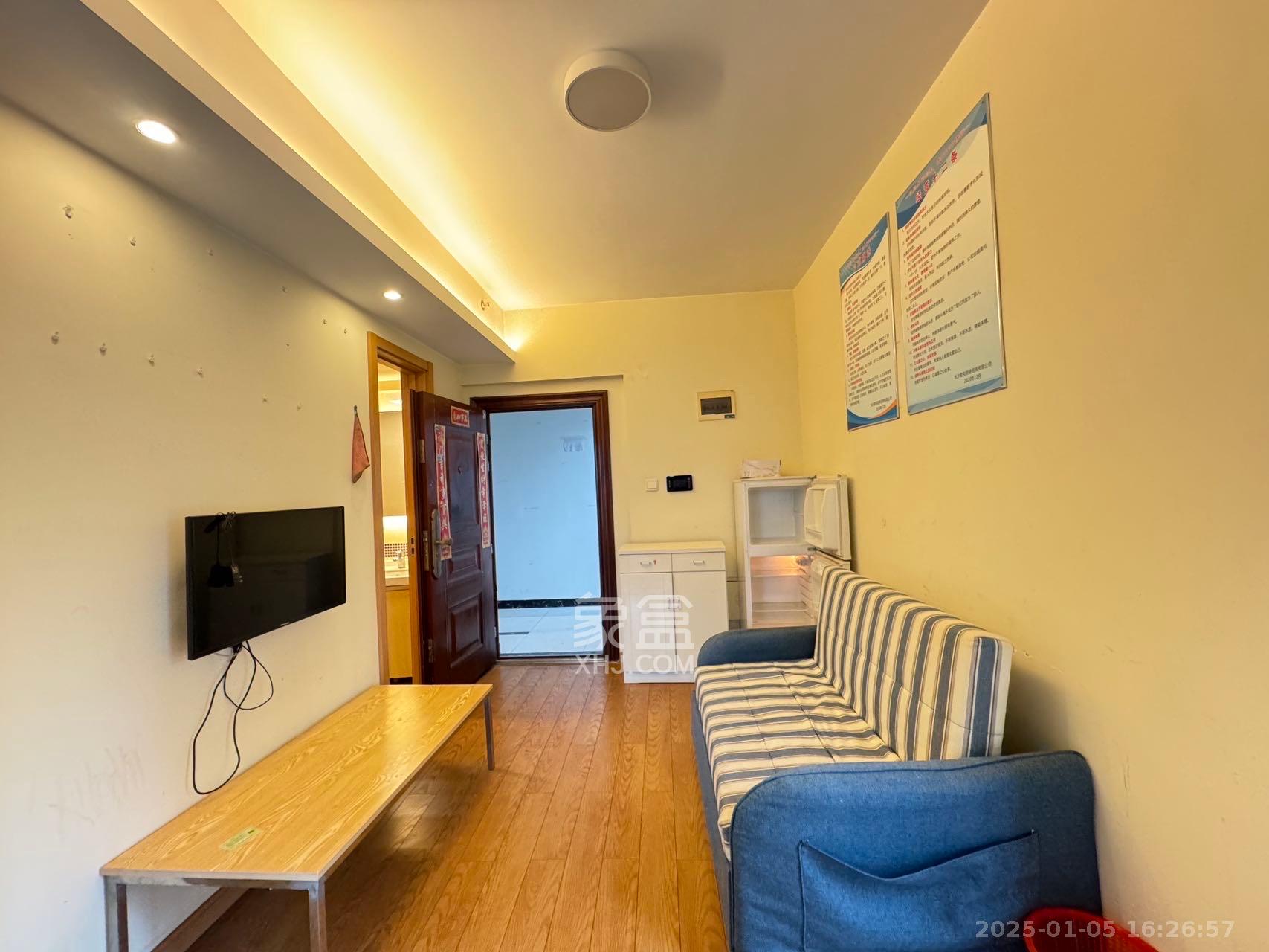 旭辉御府  1室1厅1卫    1700.0元/月户型图