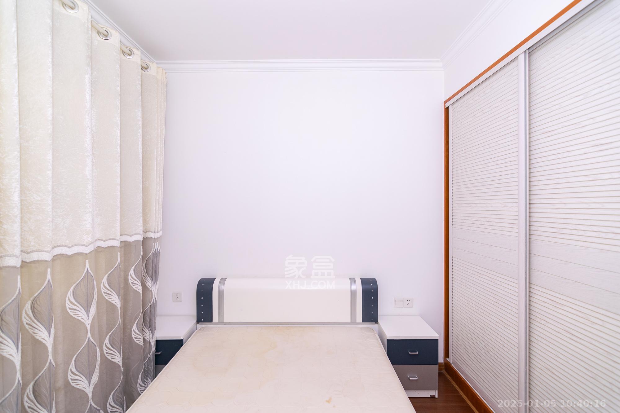 富基世纪公园 4室2厅2卫 2100.0元/月 富基世纪公园 4室2厅2卫 2100.0元/月室内图