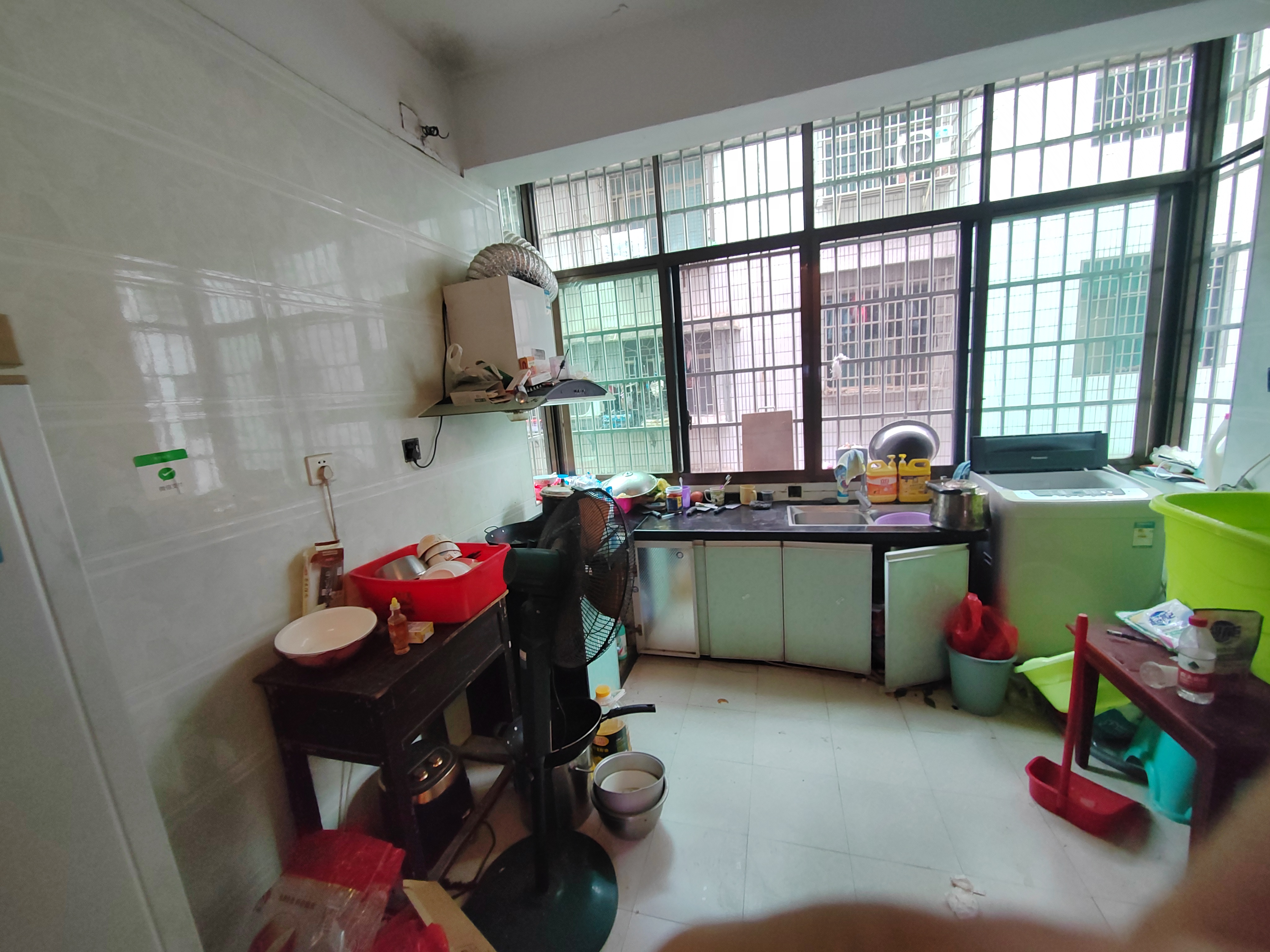 育财农贸市场（民营市场）  3室2厅1卫    900.0元/月室内图