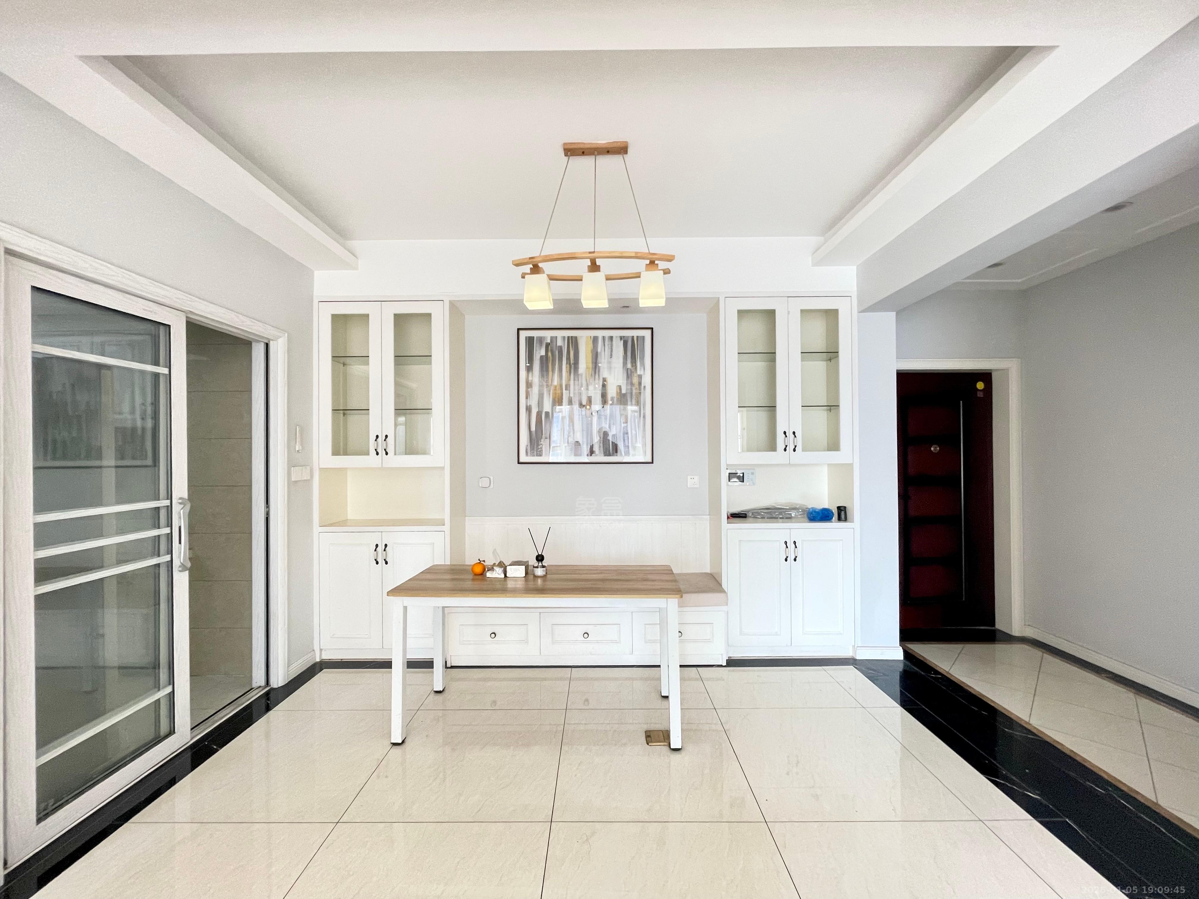 九八缔景城 3室2厅2卫 1800.0元/月 九八缔景城 3室2厅2卫 1800.0元/月室内图