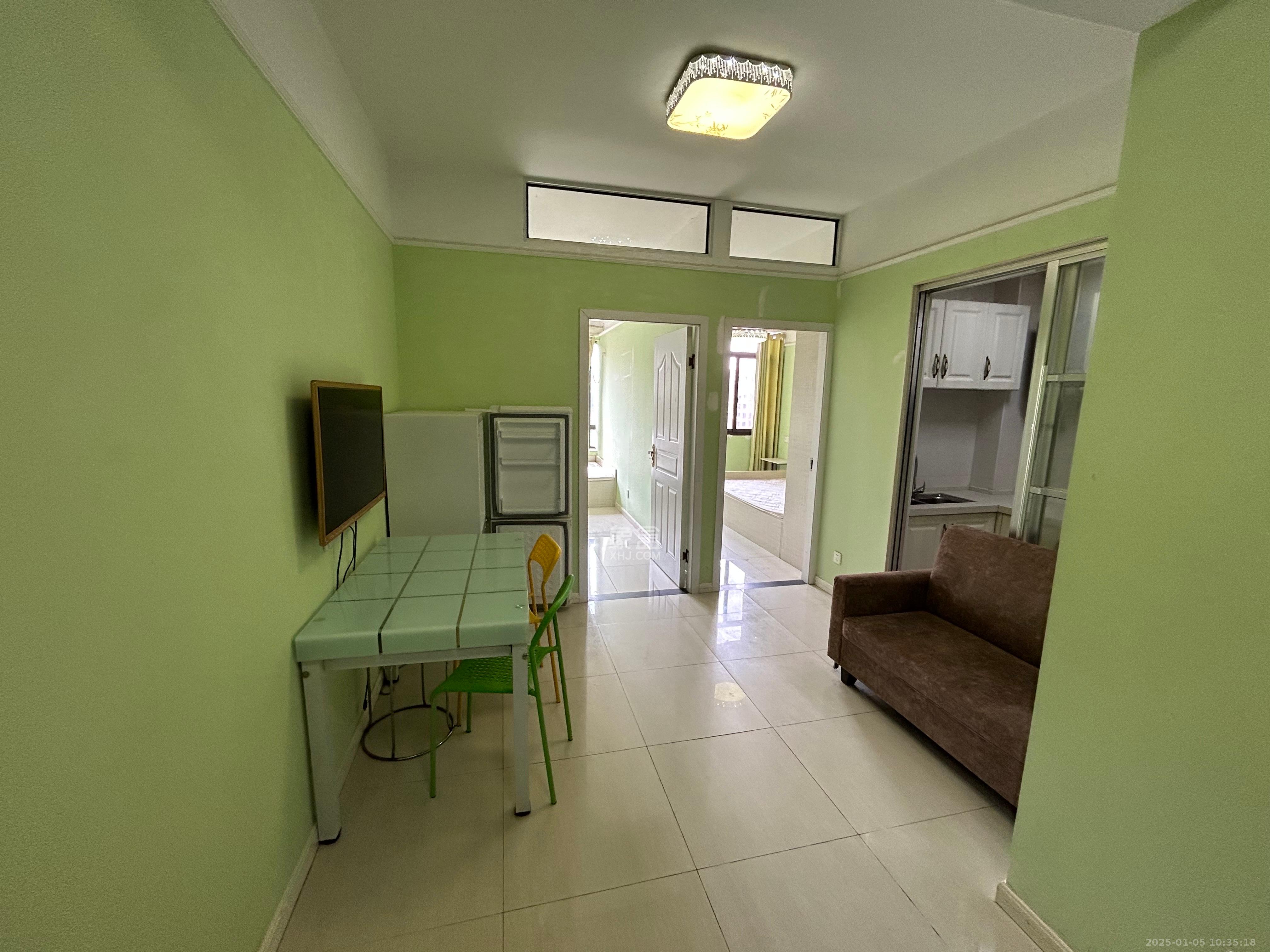 中信凯旋蓝岸(中信新城三期) 1室1厅1卫 1600.0元/月 中信凯旋蓝岸(中信新城三期) 1室1厅1卫 1600.0元/月室内图