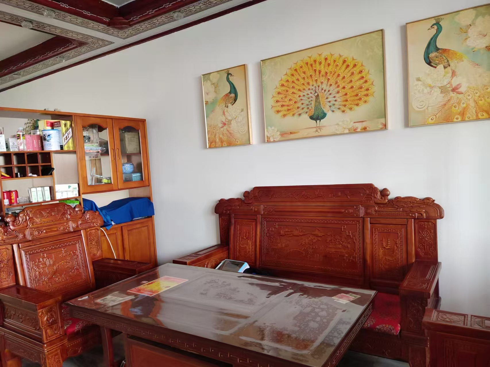 阳光西海岸三期南区(白云公寓(洋房区) 2室2厅2卫 145.0万 阳光西海岸三期南区(白云公寓(洋房区) 2室2厅2卫 145.0万客厅