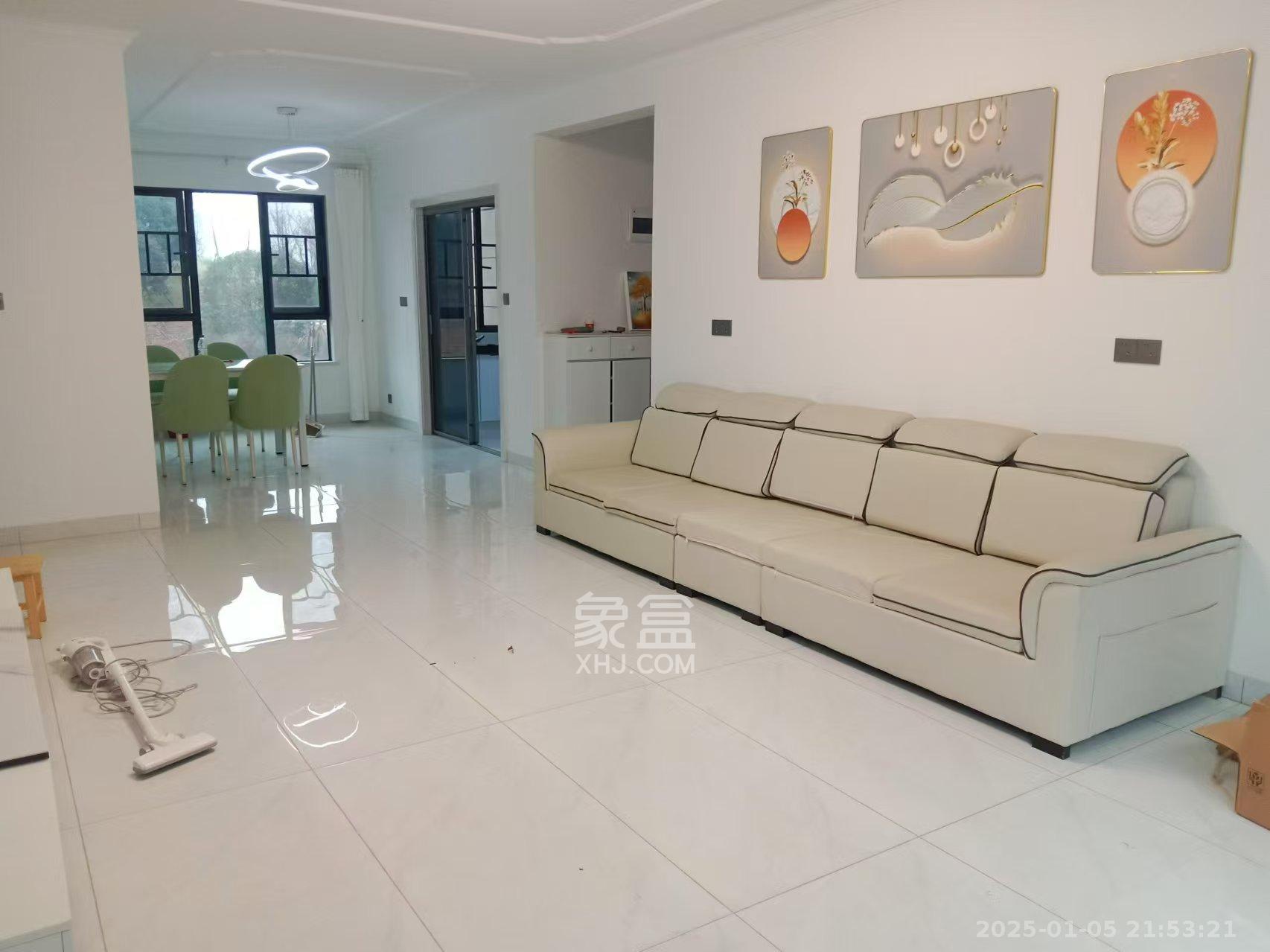 汉唐翰林府  4室2厅2卫    3500.0元/月 汉唐翰林府  4室2厅2卫    3500.0元/月室内图