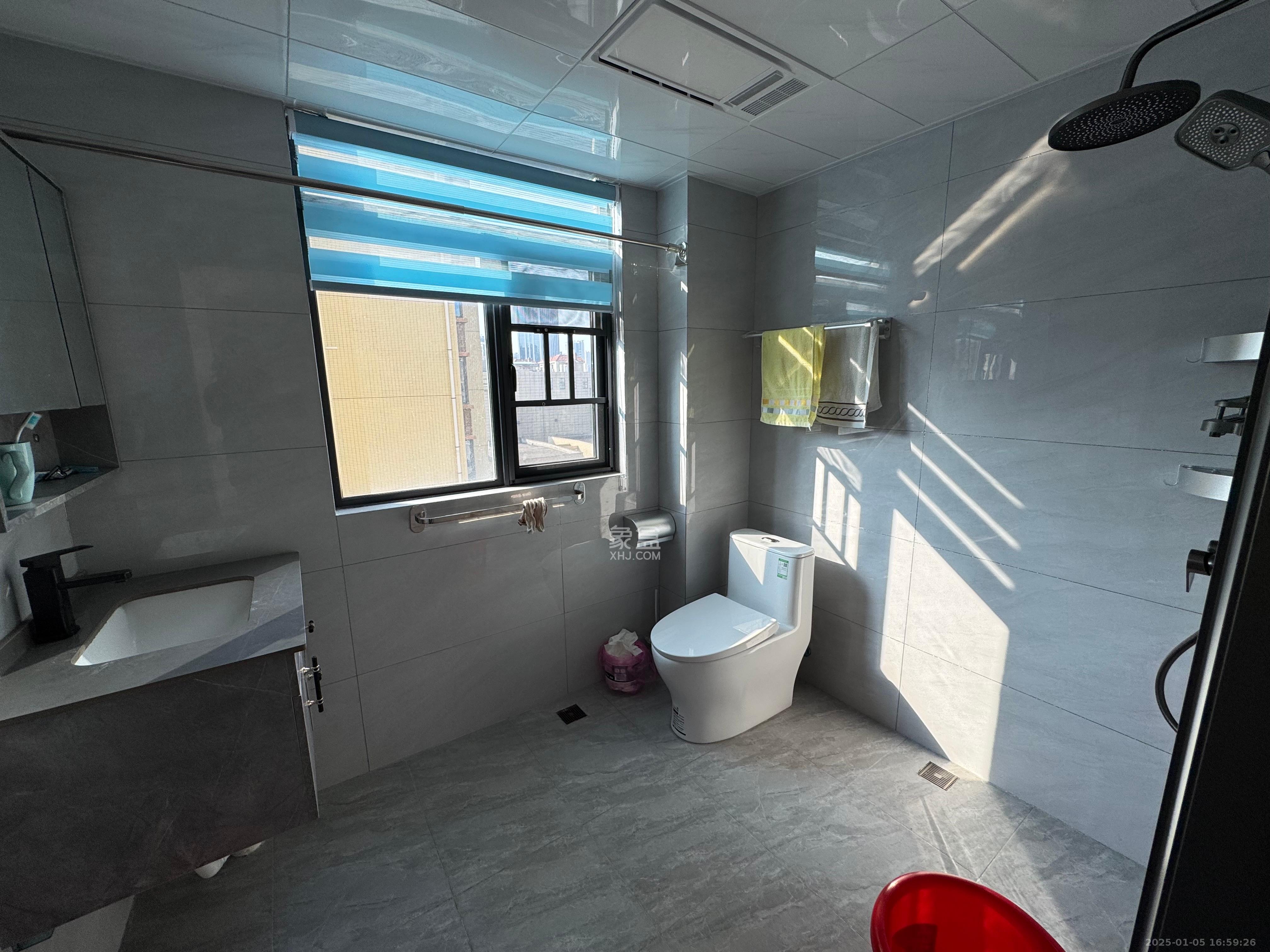 九华世纪城 3室2厅2卫 1500.0元/月 九华世纪城 3室2厅2卫 1500.0元/月室内图