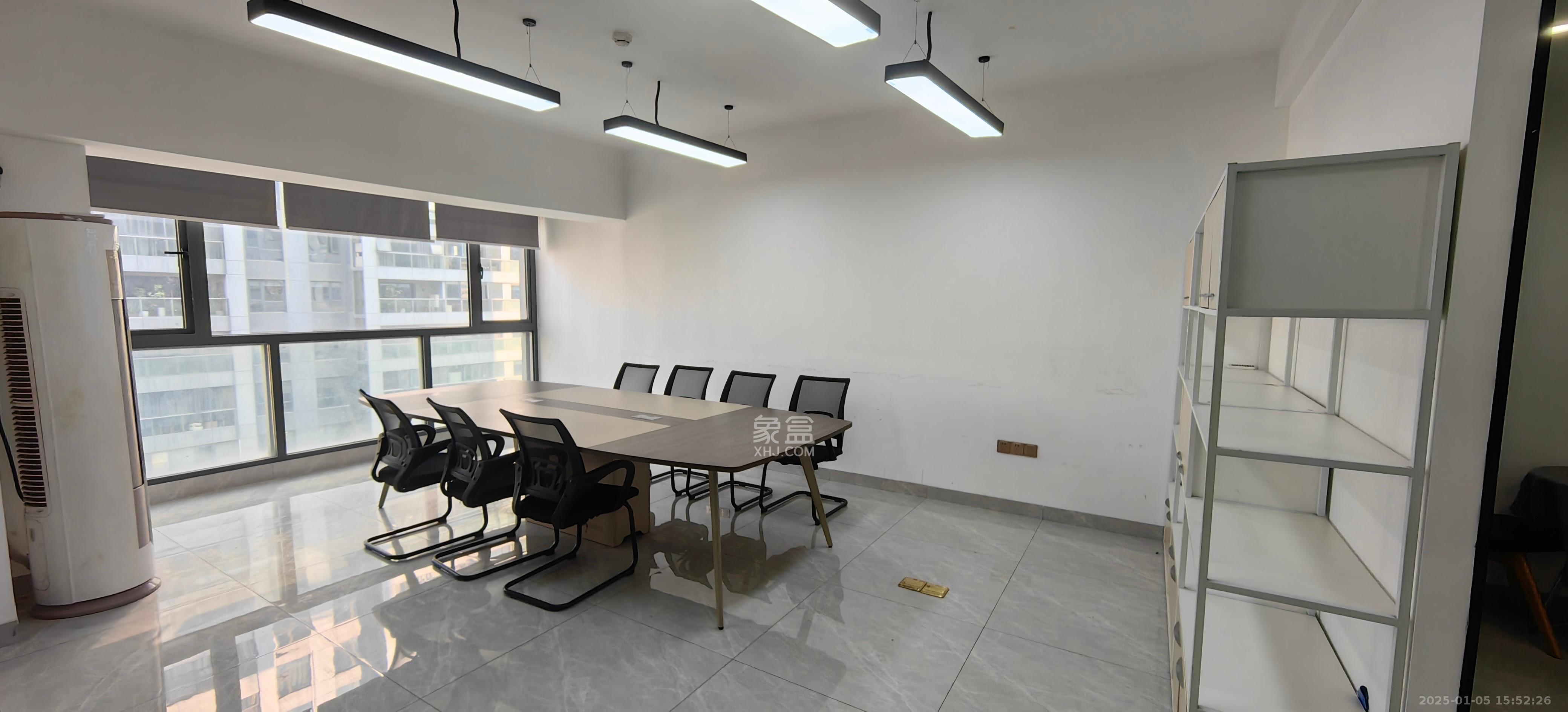 复地星光天地 1室1厅1卫 4600.0元/月 复地星光天地 1室1厅1卫 4600.0元/月室内图