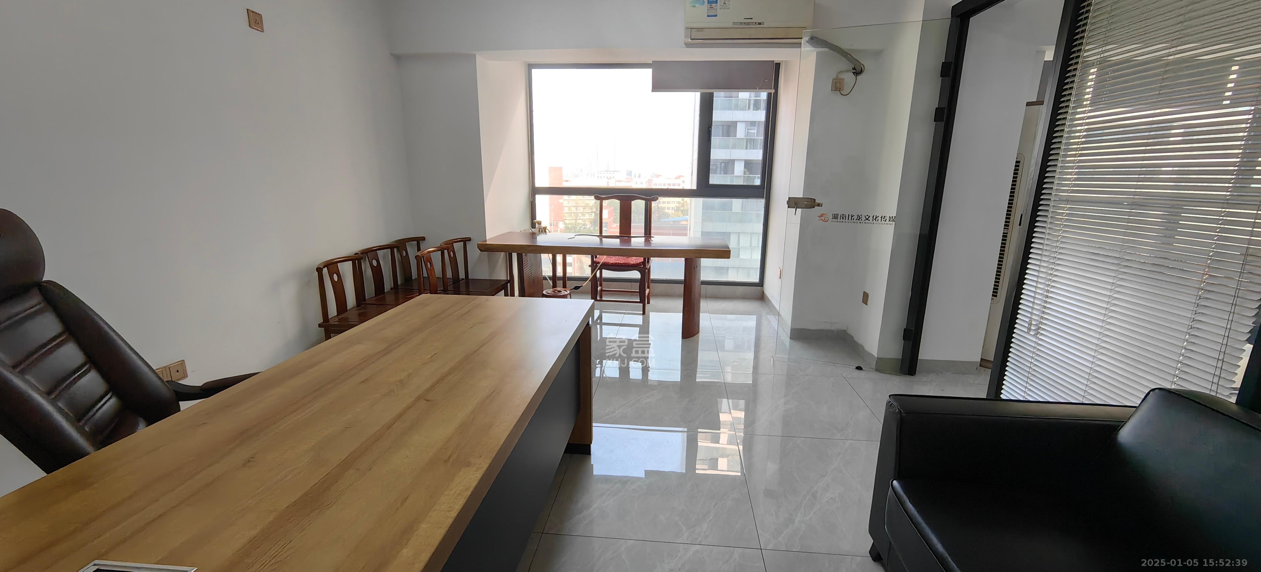 复地星光天地 1室1厅1卫 4600.0元/月 复地星光天地 1室1厅1卫 4600.0元/月室内图