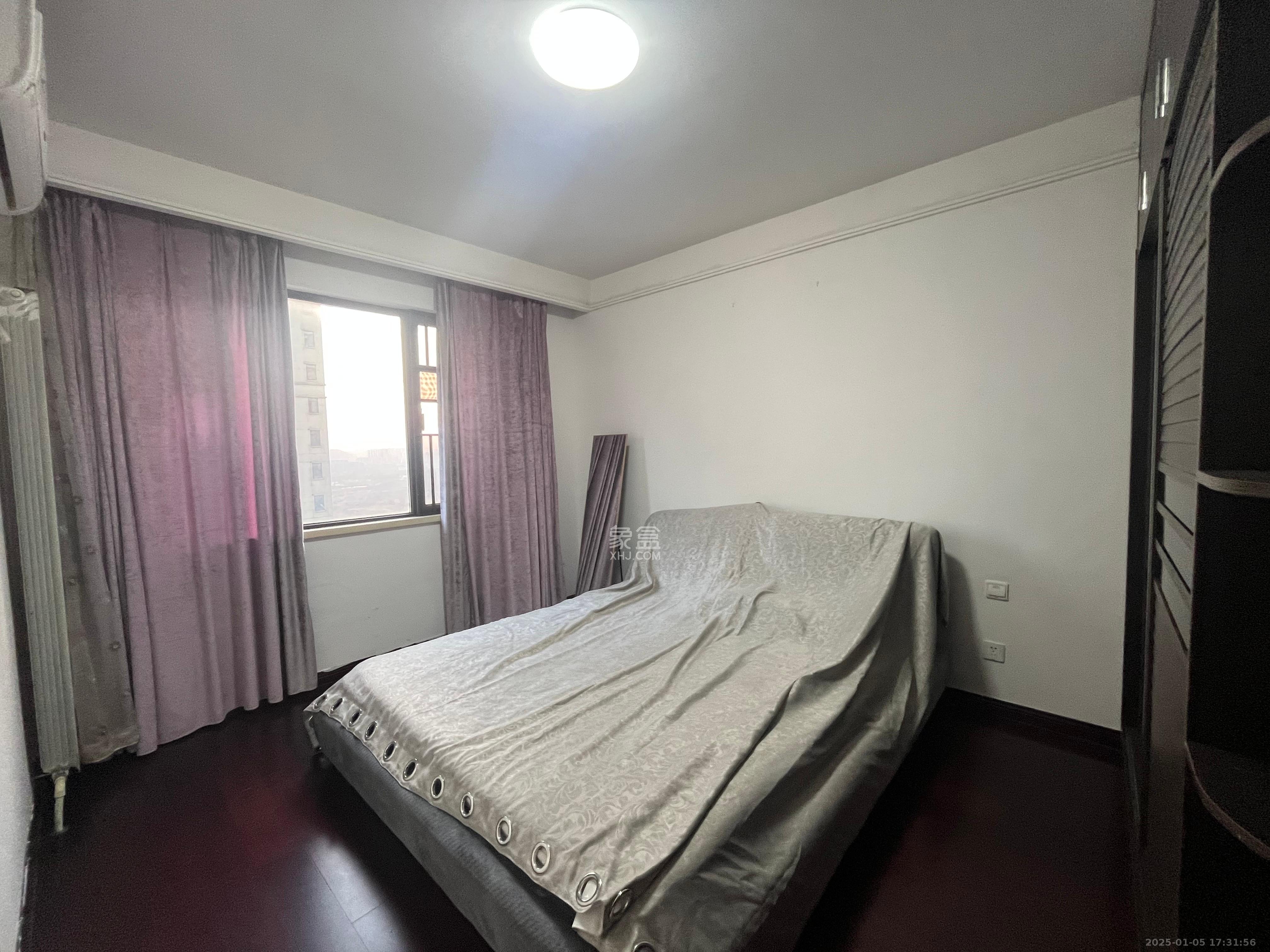 中海国际二期  3室2厅1卫    2200.0元/月 中海国际二期  3室2厅1卫    2200.0元/月室内图