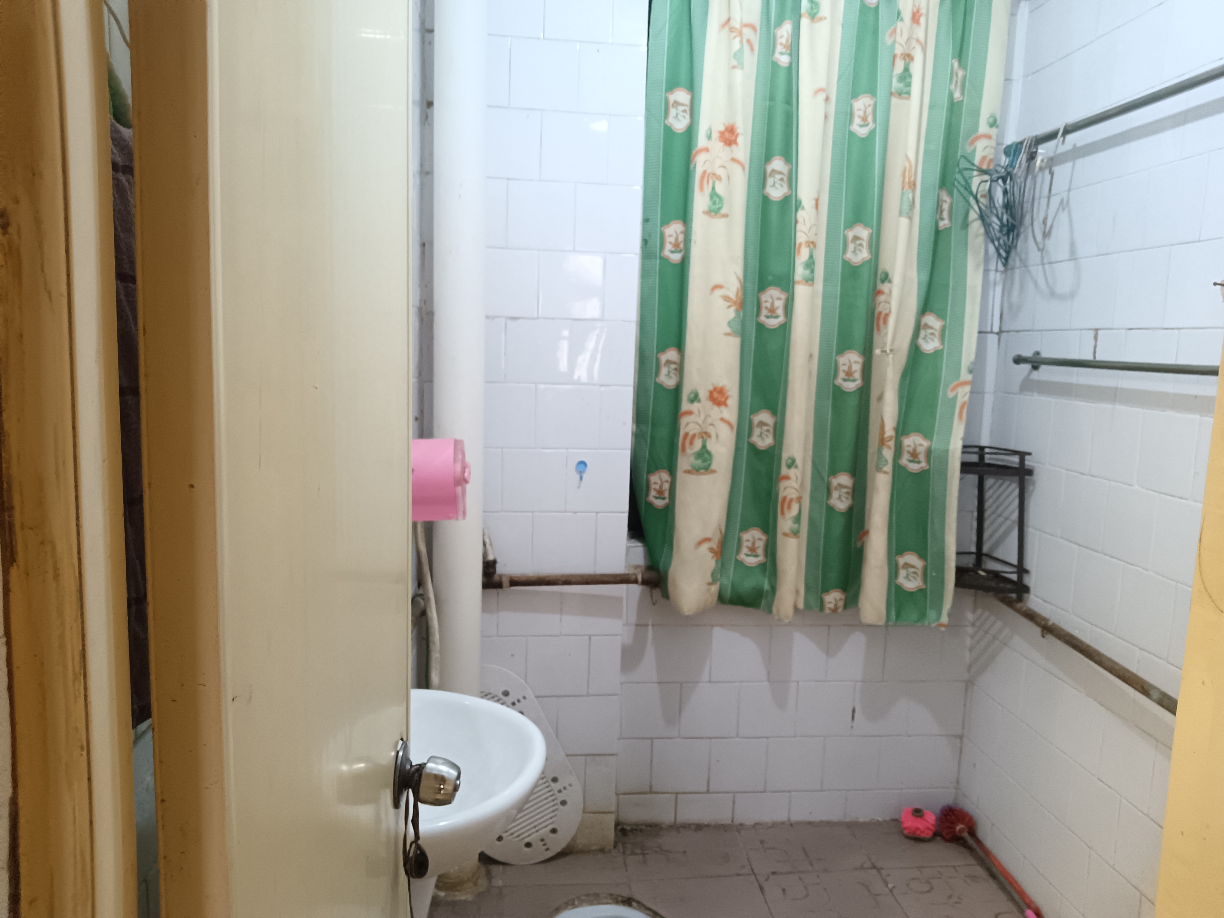 海甸小区(海运公司宿舍单位房) 3室1厅1卫 76.0万 海甸小区(海运公司宿舍单位房) 3室1厅1卫 76.0万卫生间