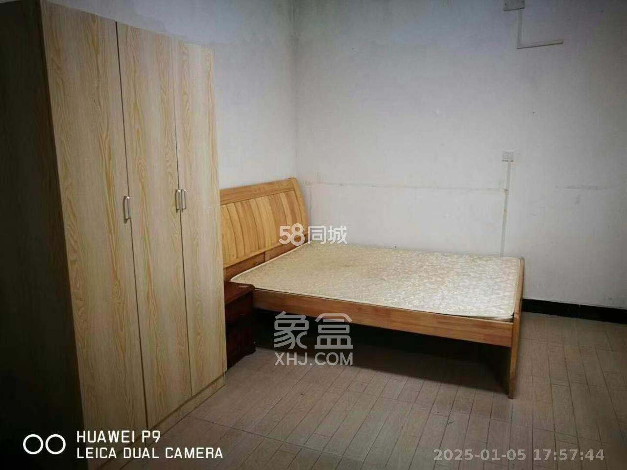 红旗区四片 4室1厅1卫 3800.0元/月 红旗区四片 4室1厅1卫 3800.0元/月室内图